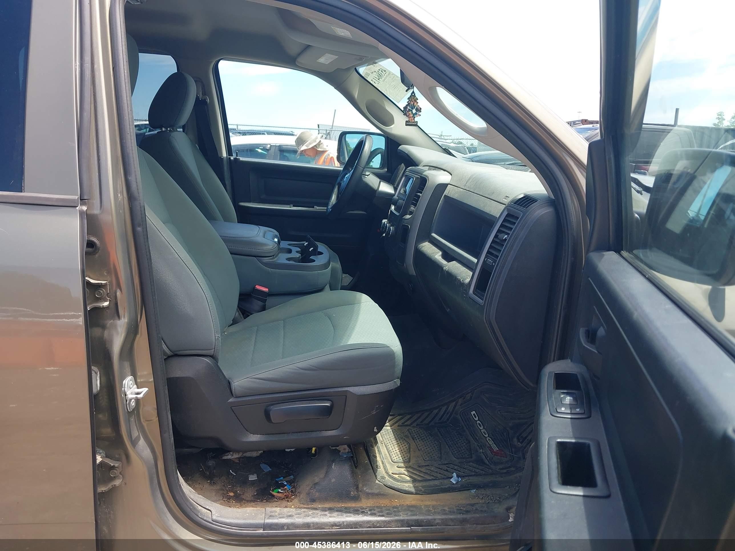 2014 Ram 1500 Tradesman Beige vin: 1C6RR7KG6ES344614