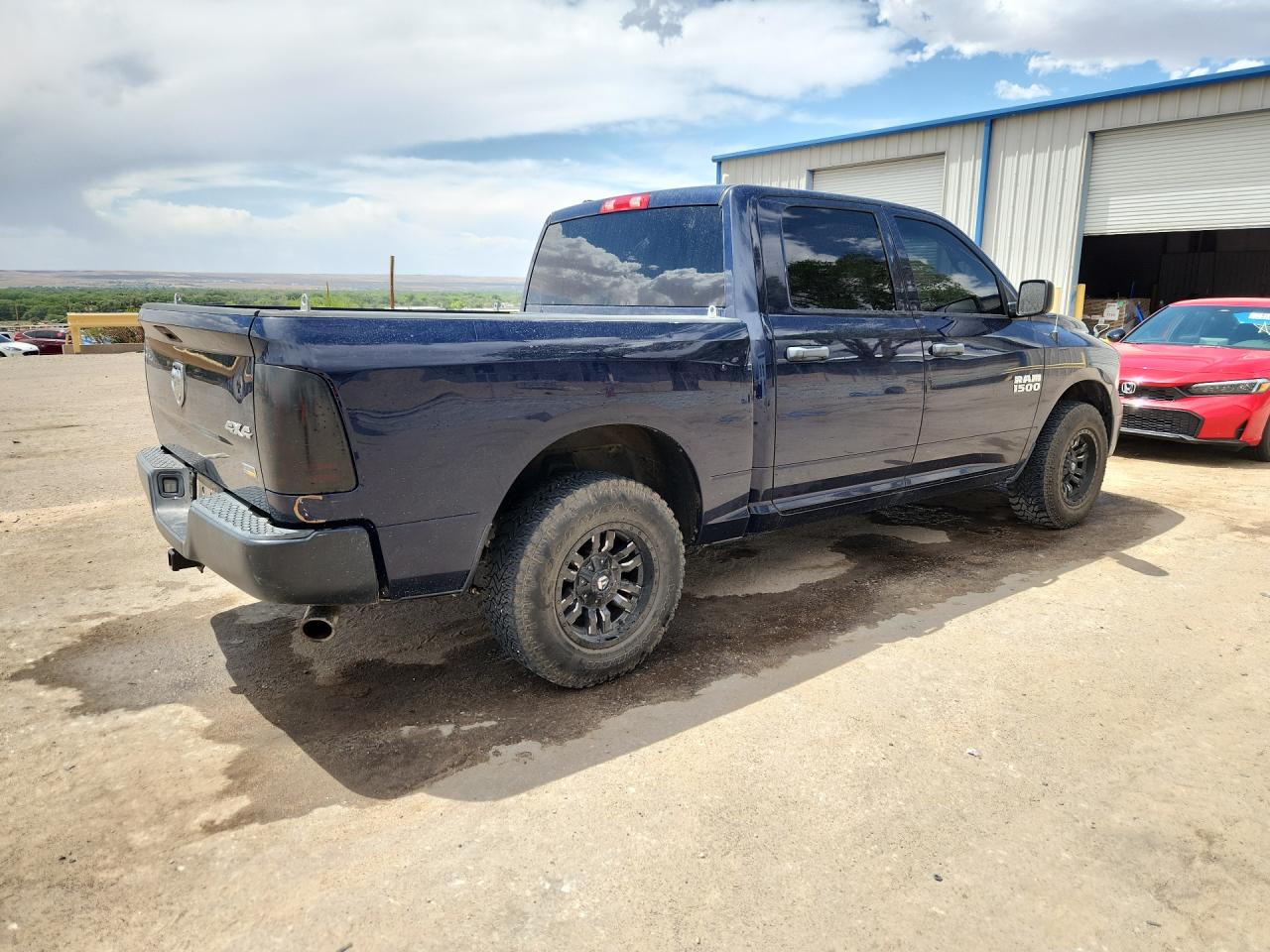 2015 Ram 1500 St Blue vin: 1C6RR7KG6FS789341 Damage: Right Bed Side, Dent(S) W/ Paint Dmg, 2 To 3 Inches