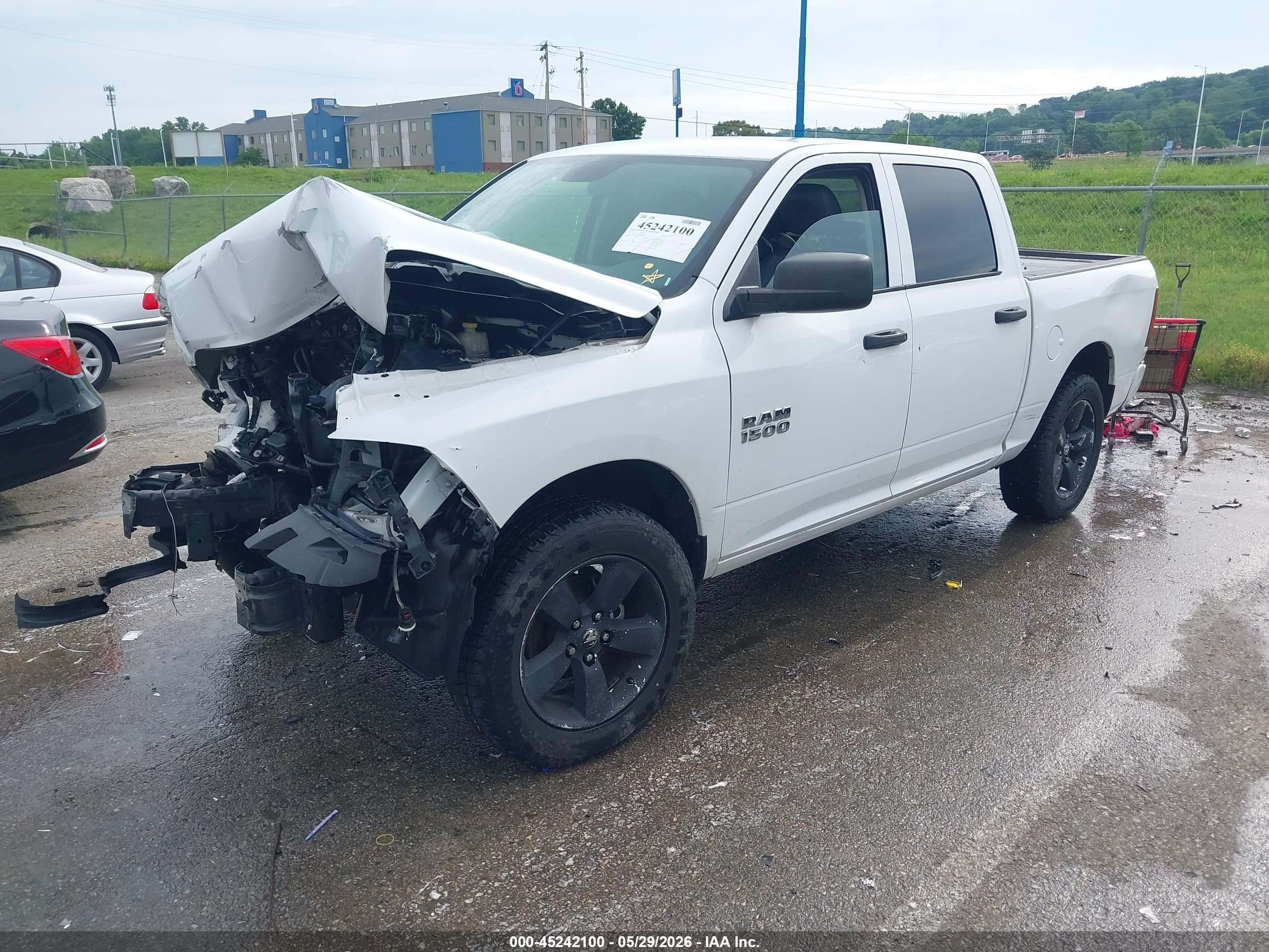 2015 Ram 1500 Express Белый vin: 1C6RR7KG7FS699065