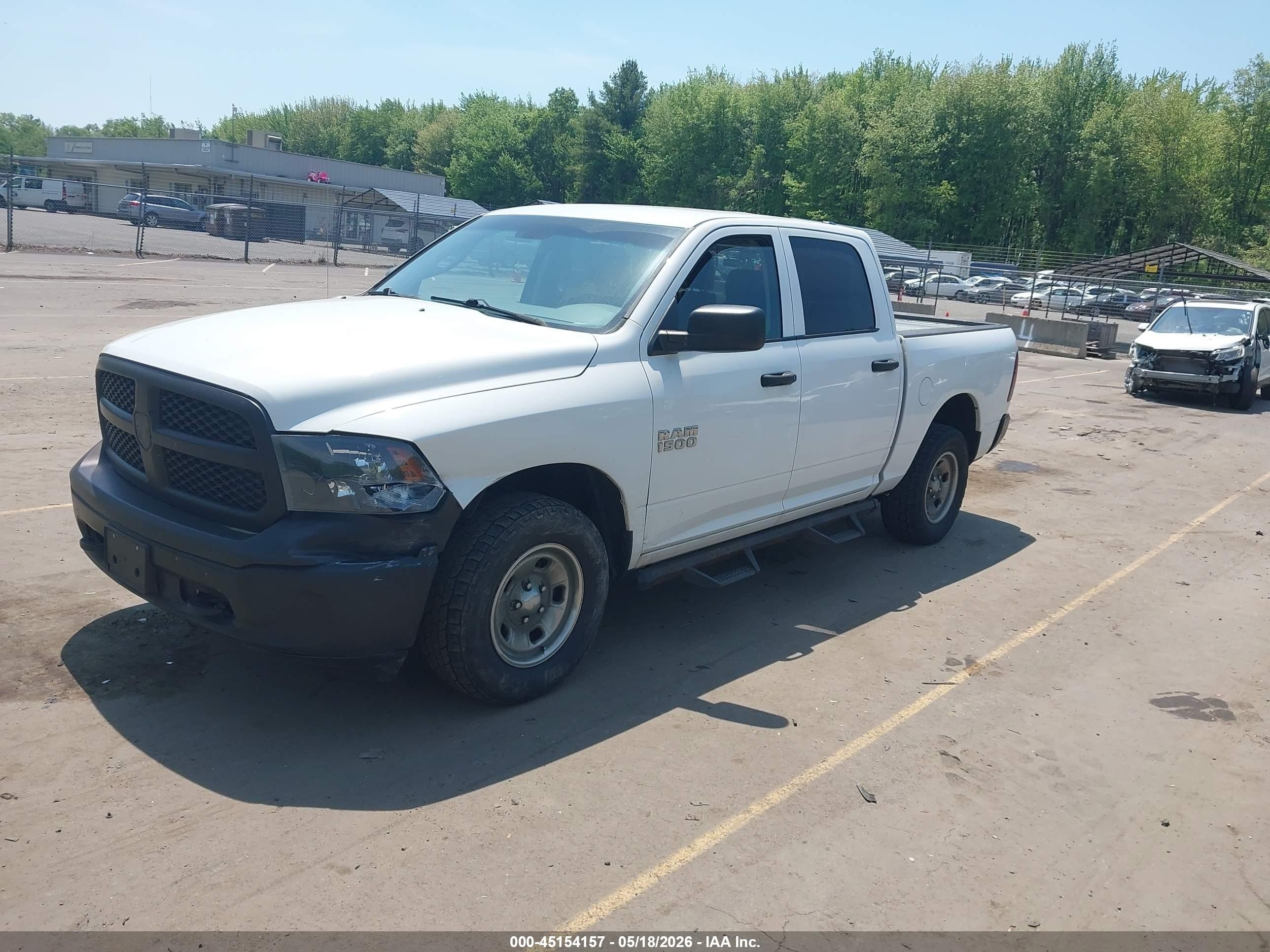 2013 Ram 1500 Tradesman White vin: 1C6RR7KG8DS694602