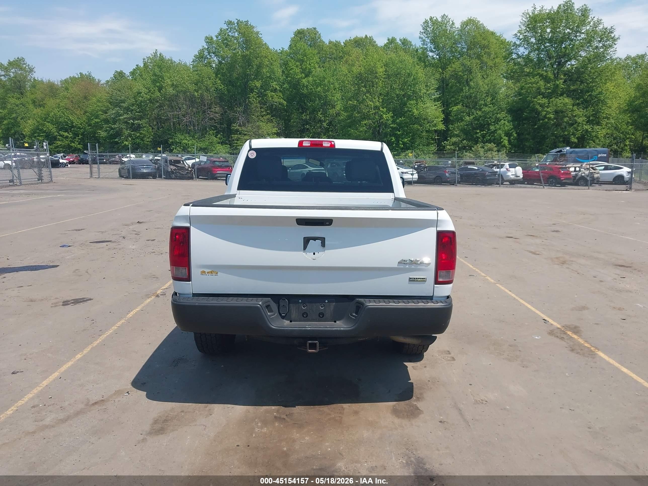 2013 Ram 1500 Tradesman White vin: 1C6RR7KG8DS694602