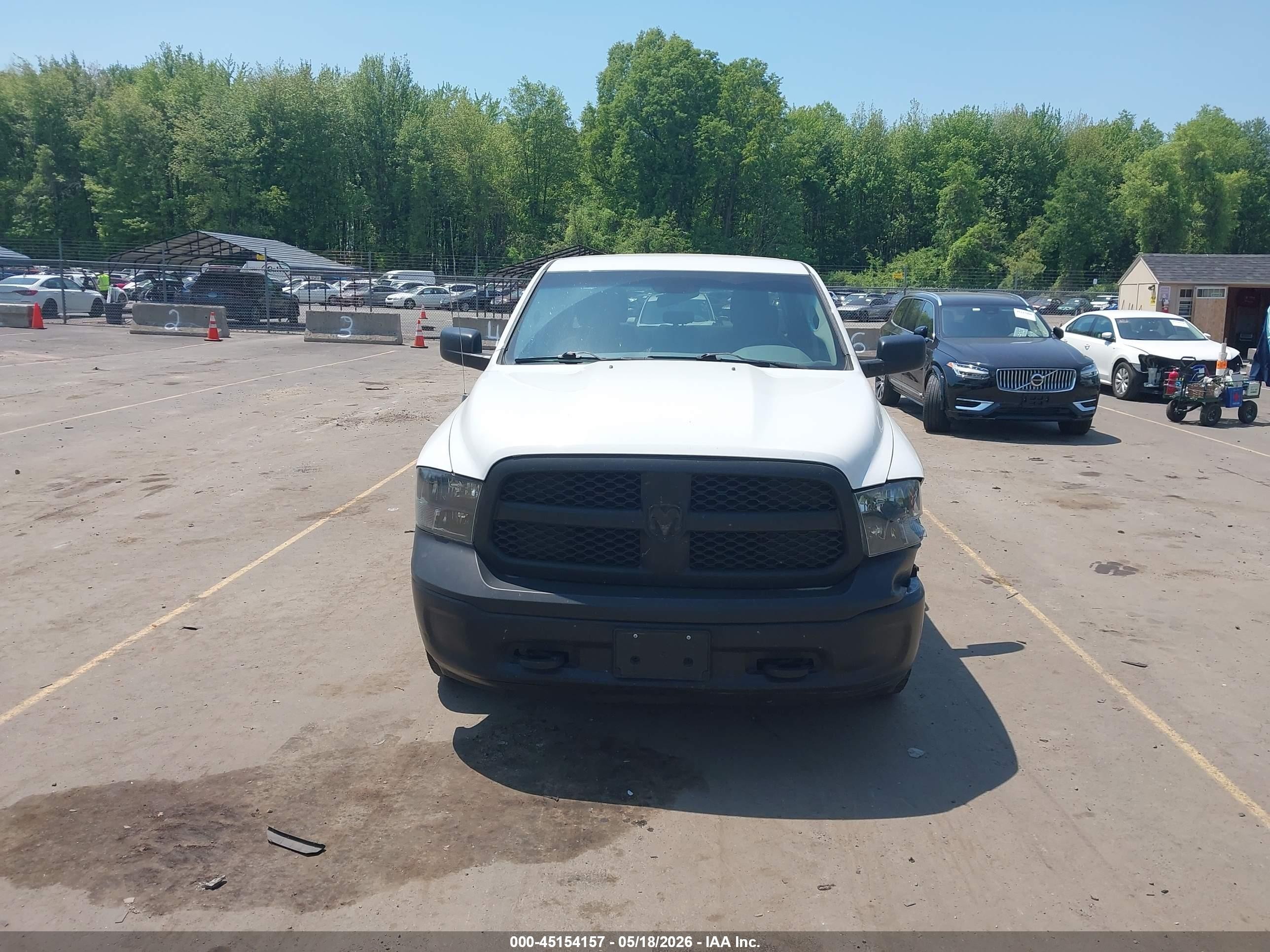 2013 Ram 1500 Tradesman White vin: 1C6RR7KG8DS694602