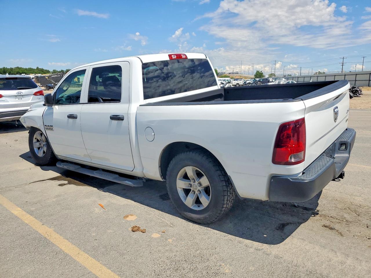 2015 Ram 1500 St White vin: 1C6RR7KG8FS723521
