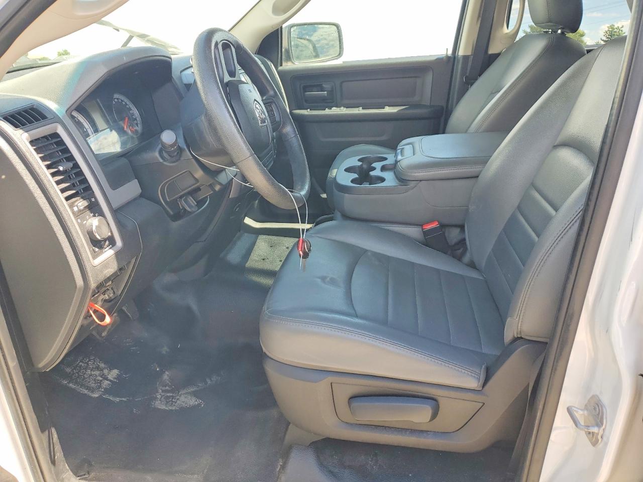 2015 Ram 1500 St White vin: 1C6RR7KG8FS723521