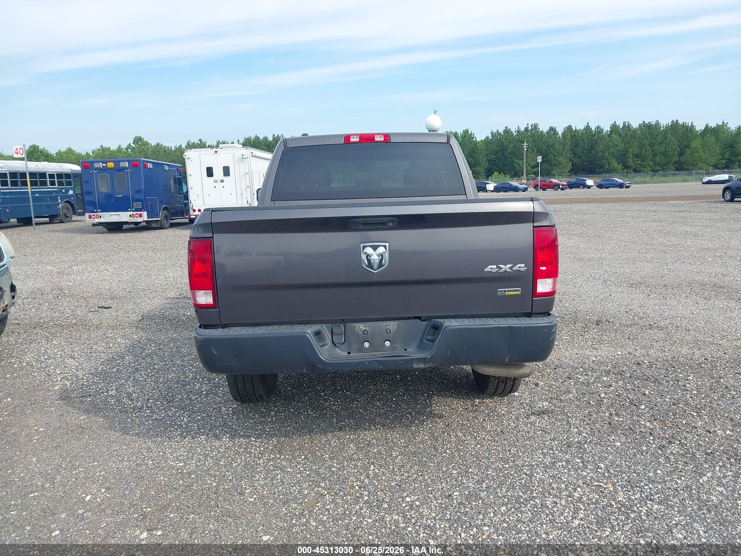 2014 Ram 1500 Tradesman vin: 1C6RR7KG9ES478629