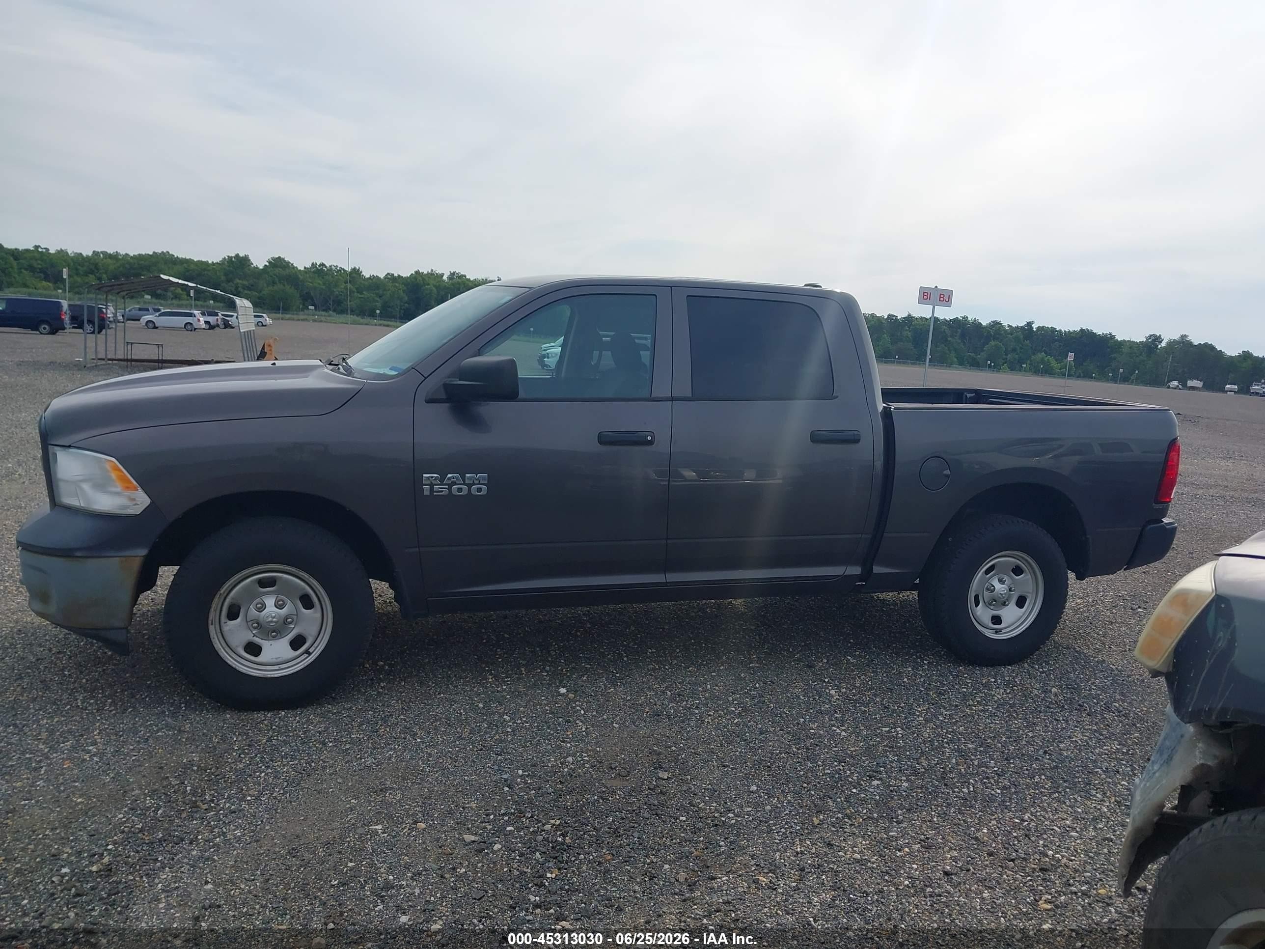 2014 Ram 1500 Tradesman vin: 1C6RR7KG9ES478629