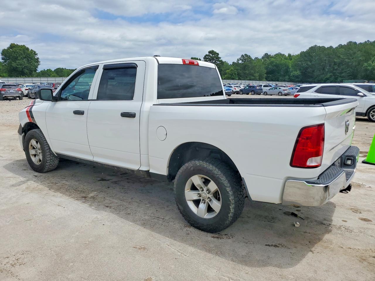 2015 Ram 1500 St White vin: 1C6RR7KG9FS575394