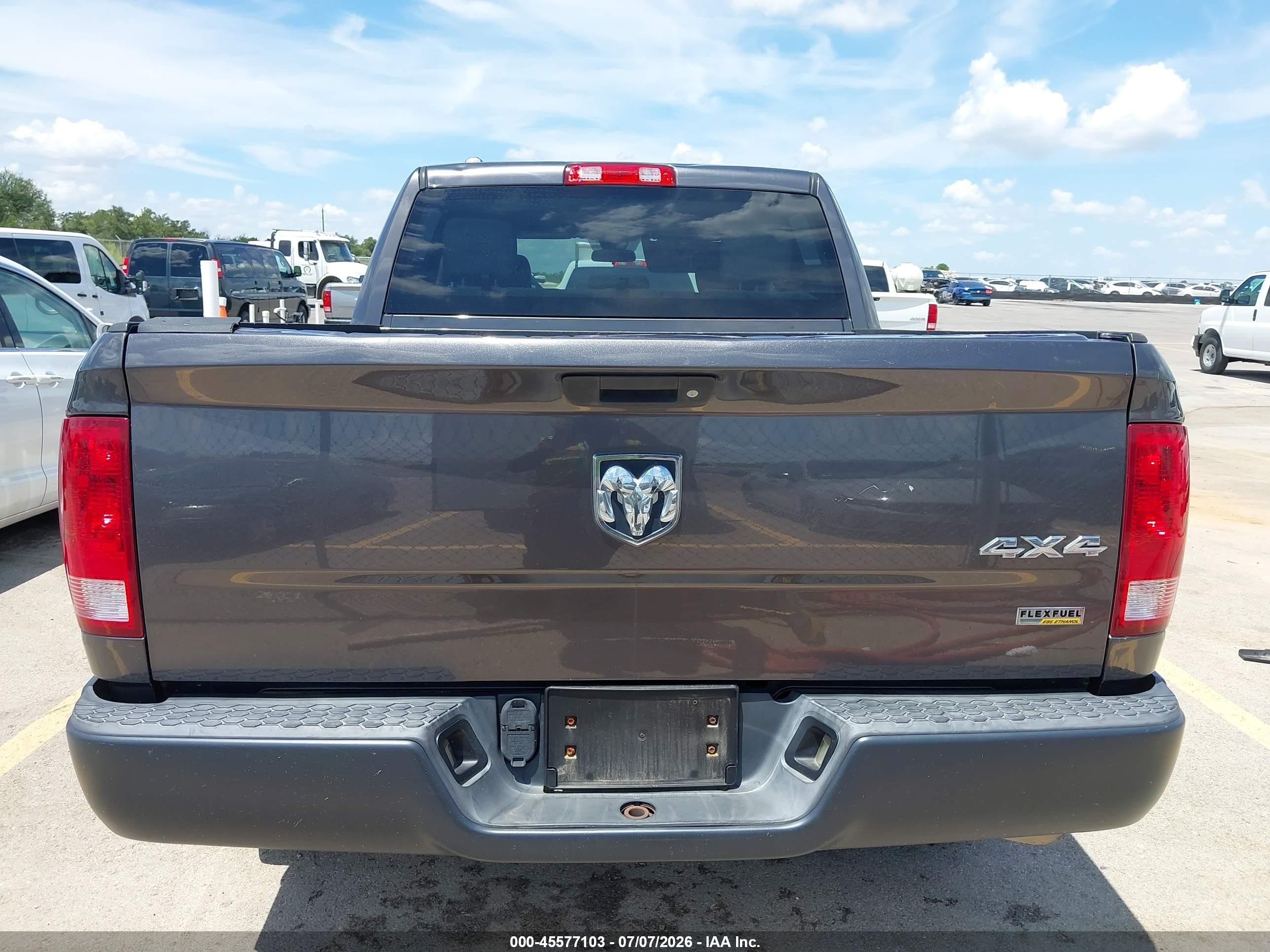 2015 Ram 1500 Tradesman Gray vin: 1C6RR7KG9FS789561