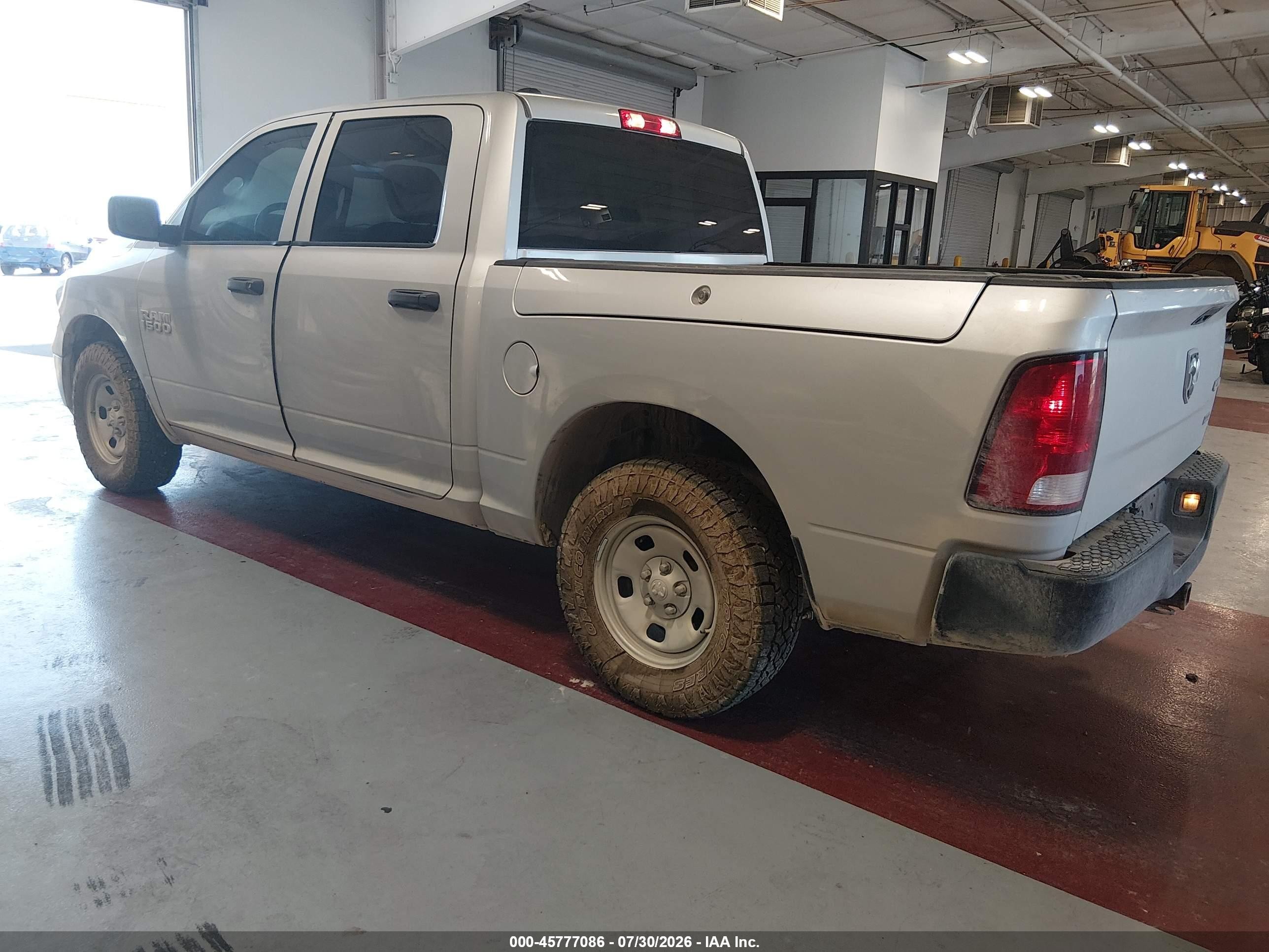 2018 Ram 1500 Tradesman  4x4 5'7 Box Silver vin: 1C6RR7KG9JS144174