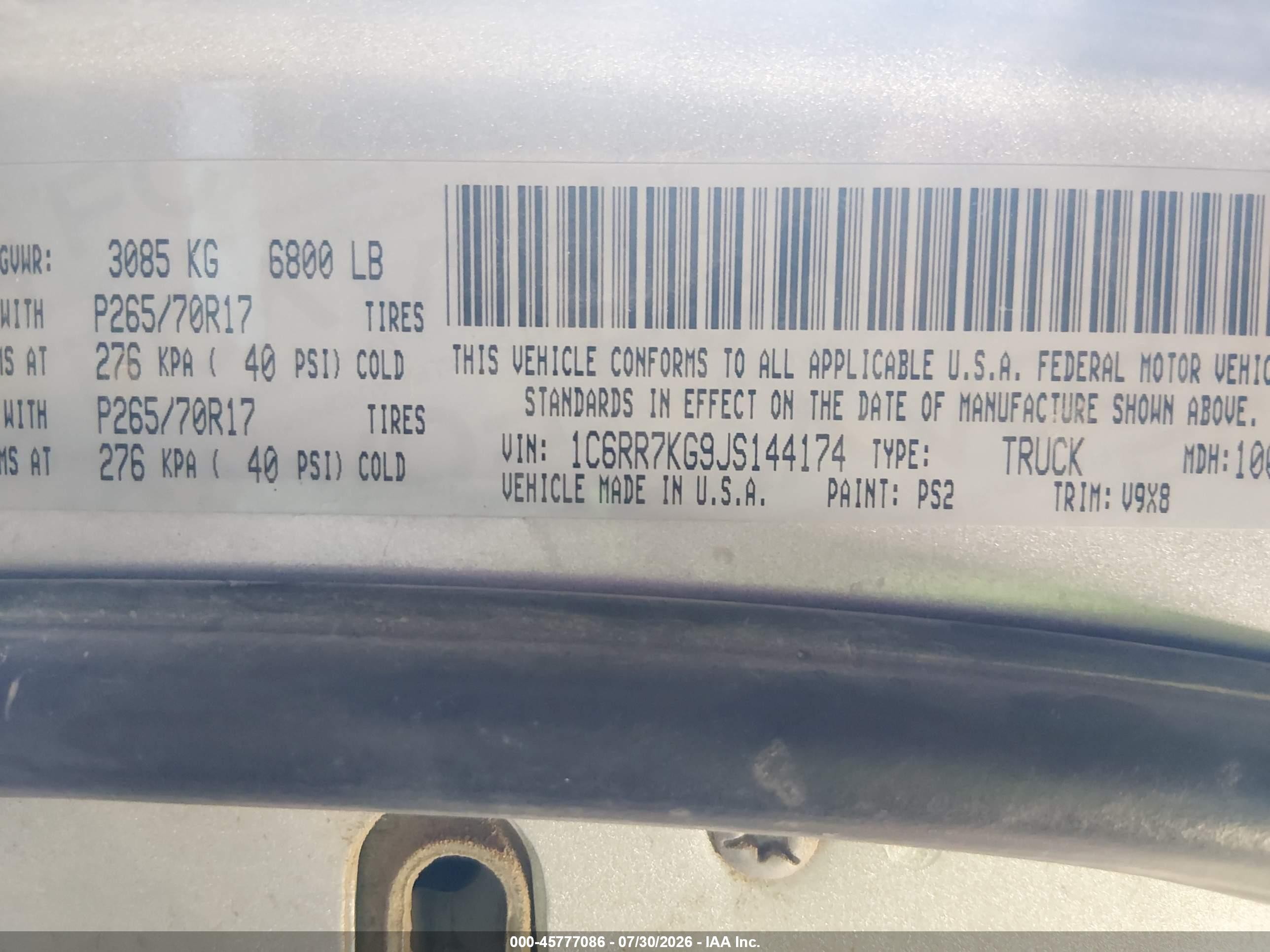2018 Ram 1500 Tradesman  4x4 5'7 Box Silver vin: 1C6RR7KG9JS144174