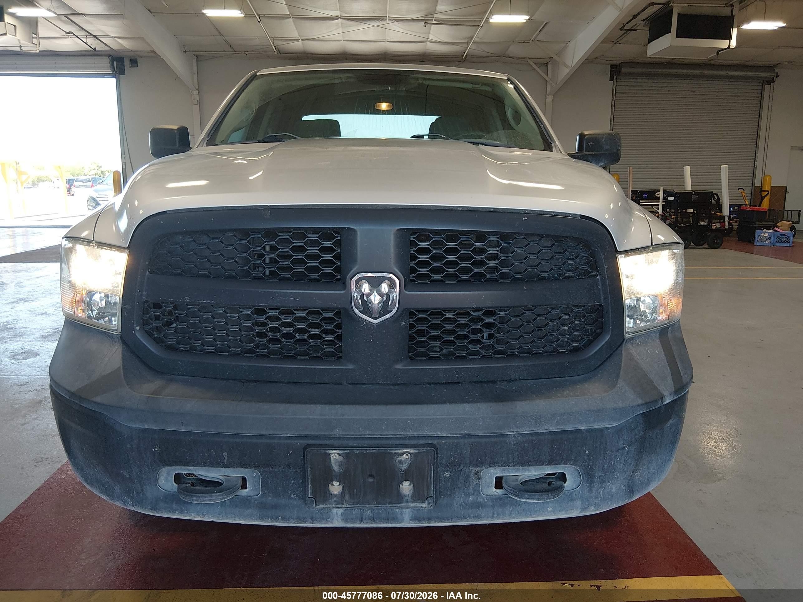 2018 Ram 1500 Tradesman  4x4 5'7 Box Silver vin: 1C6RR7KG9JS144174