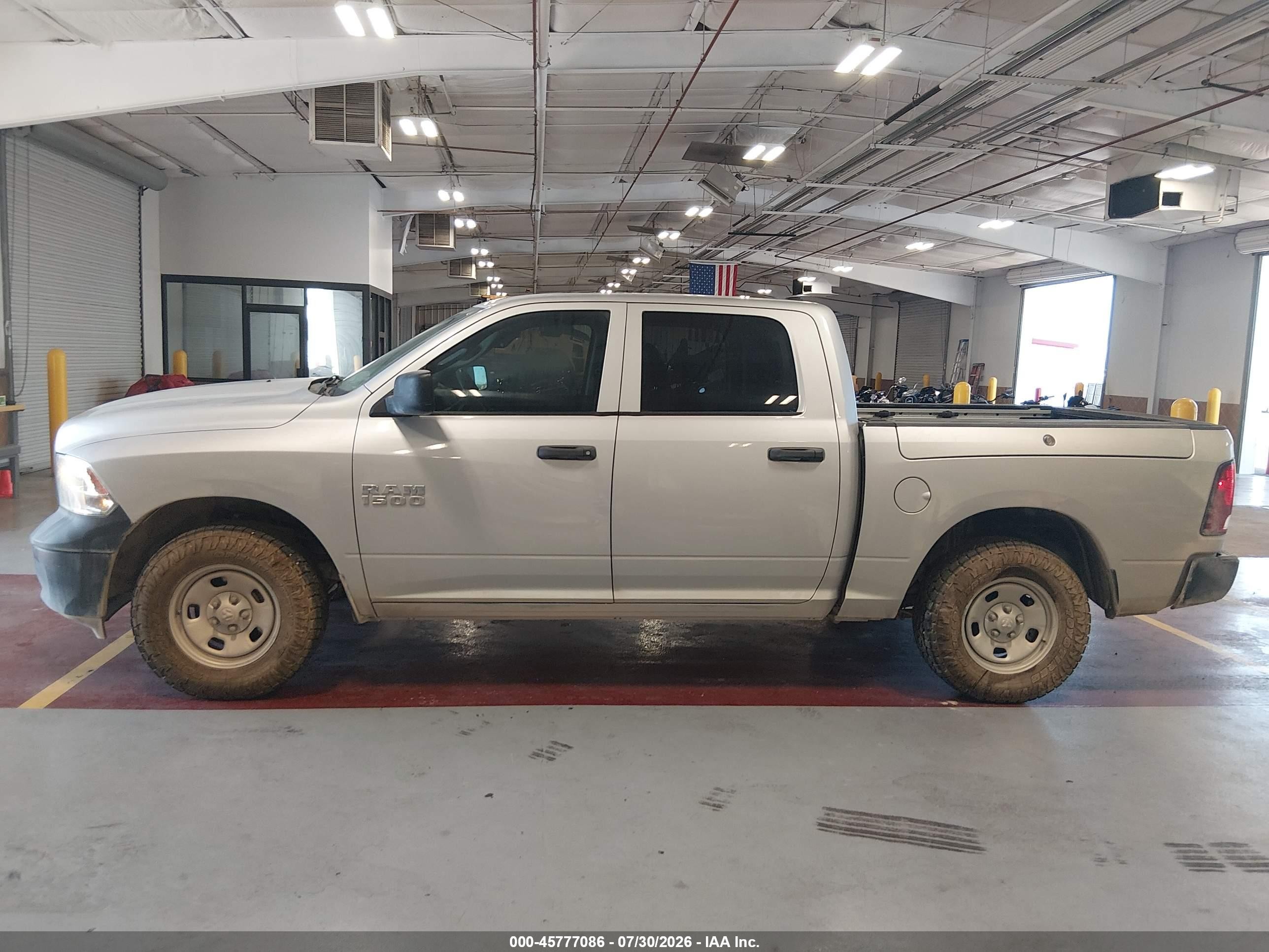2018 Ram 1500 Tradesman  4x4 5'7 Box Silver vin: 1C6RR7KG9JS144174