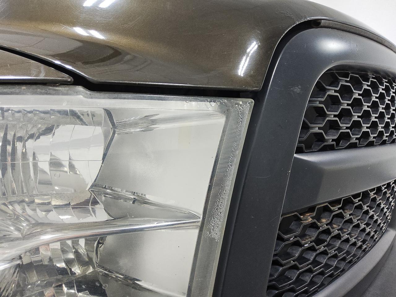 2013 Ram 1500 St Brown vin: 1C6RR7KGXDS666574 Damage: Right Head Lamp, Water Damage, Replacement Required