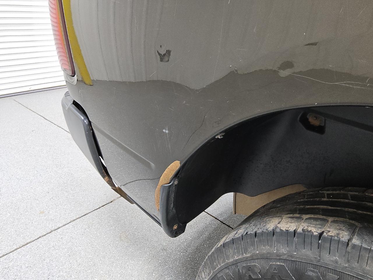 2013 Ram 1500 St Brown vin: 1C6RR7KGXDS666574 Damage: Right Bed Side, Peeling, 4 To 5 Inches