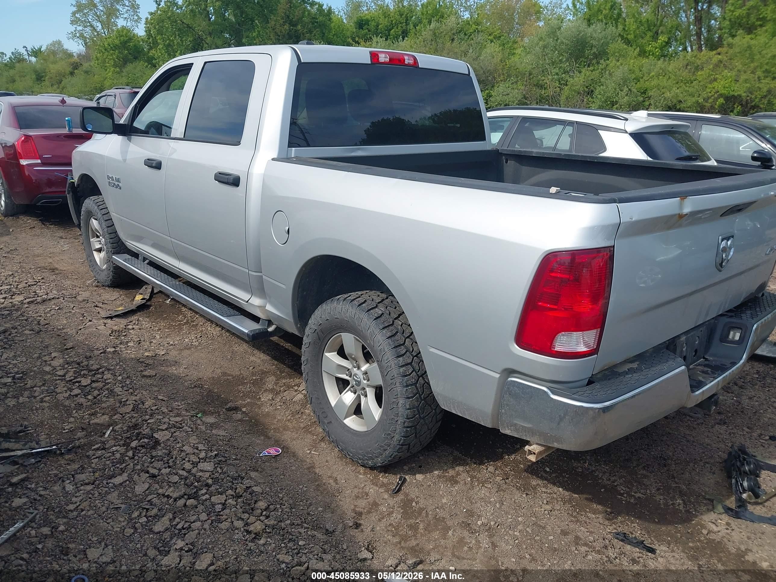 2015 Ram 1500 St Silver vin: 1C6RR7KGXFS774308