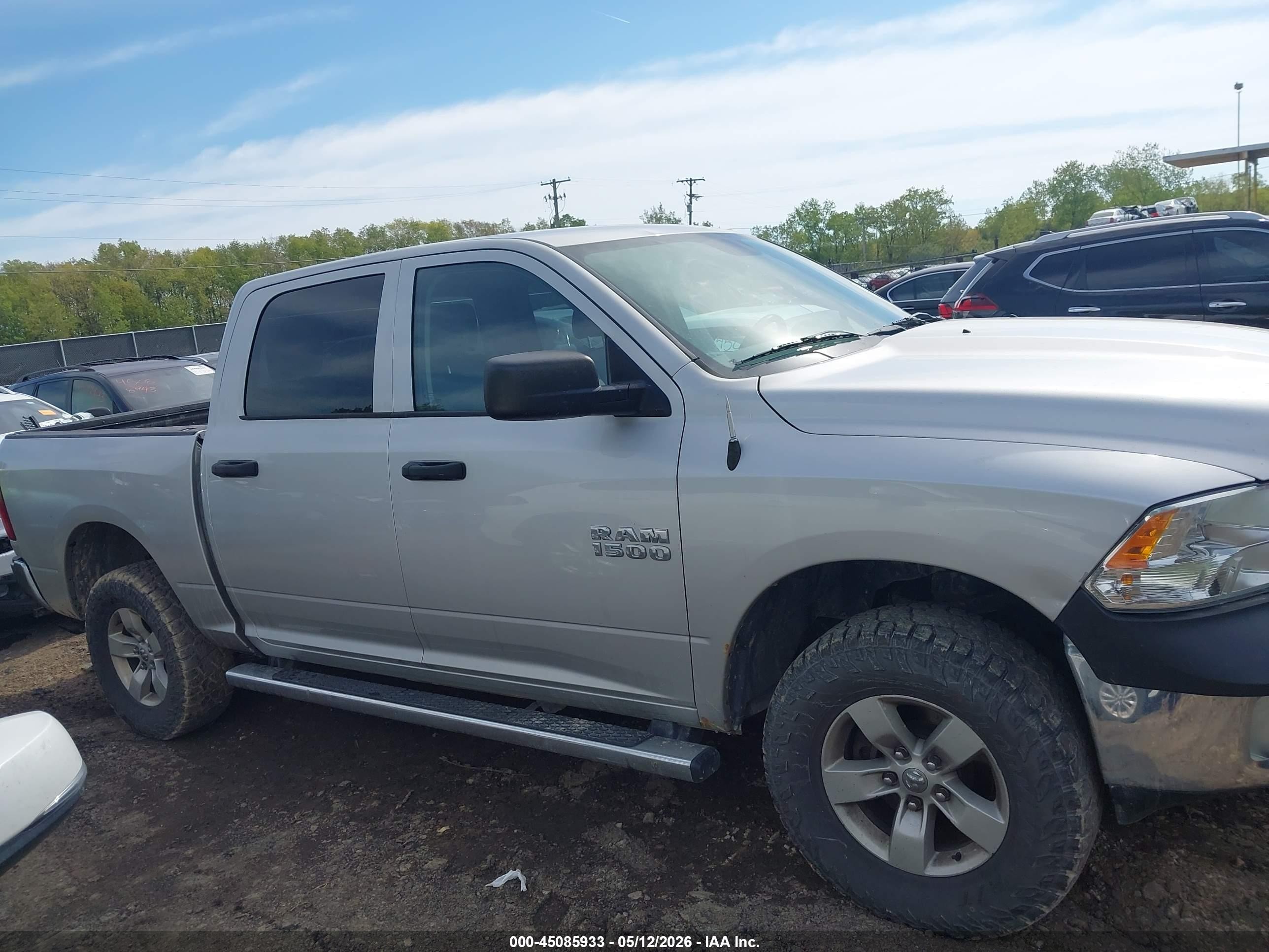 2015 Ram 1500 St Silver vin: 1C6RR7KGXFS774308