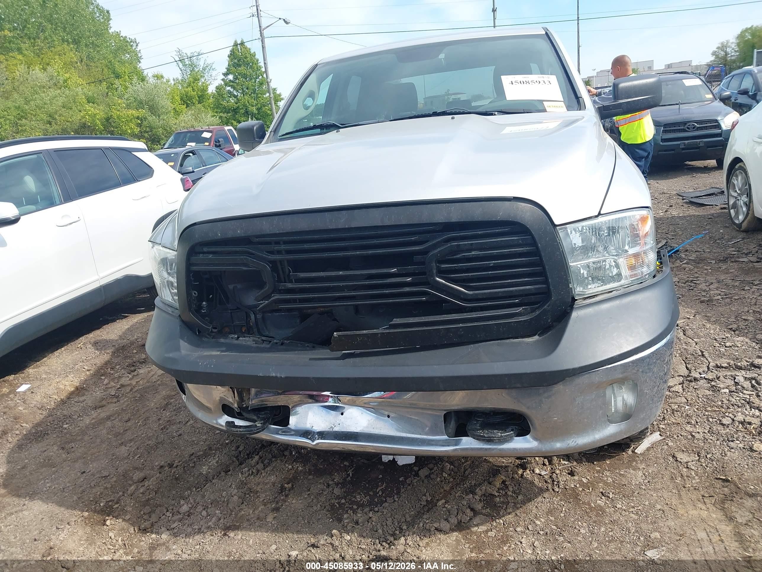 2015 Ram 1500 St Silver vin: 1C6RR7KGXFS774308