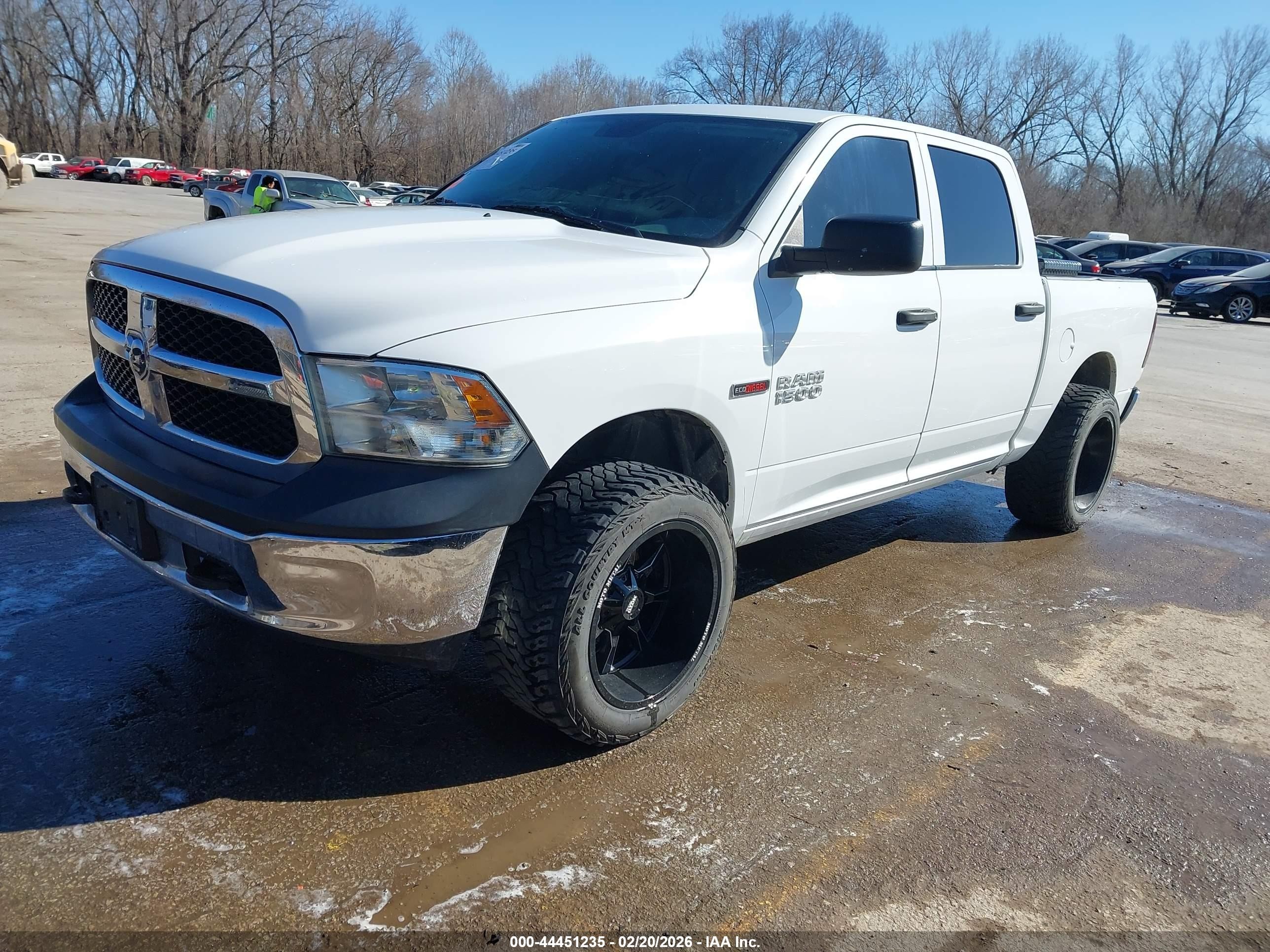 2015 Ram 1500 Tradesman White vin: 1C6RR7KM0FS662008