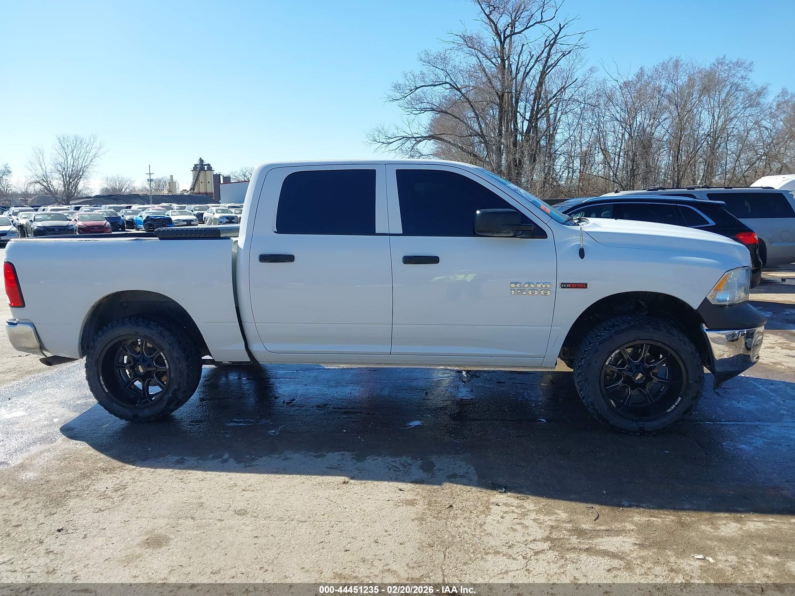 2015 Ram 1500 Tradesman White vin: 1C6RR7KM0FS662008