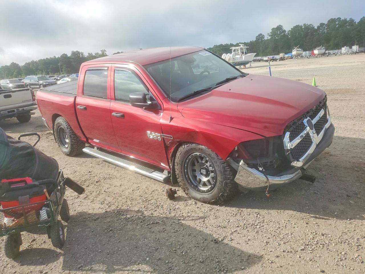 2014 Ram 1500 St Red vin: 1C6RR7KM4ES304201
