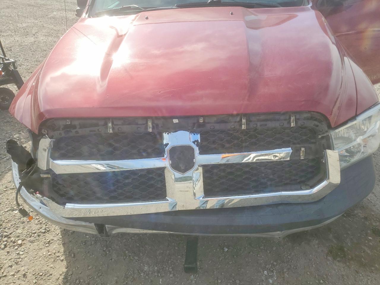 2014 Ram 1500 St Red vin: 1C6RR7KM4ES304201