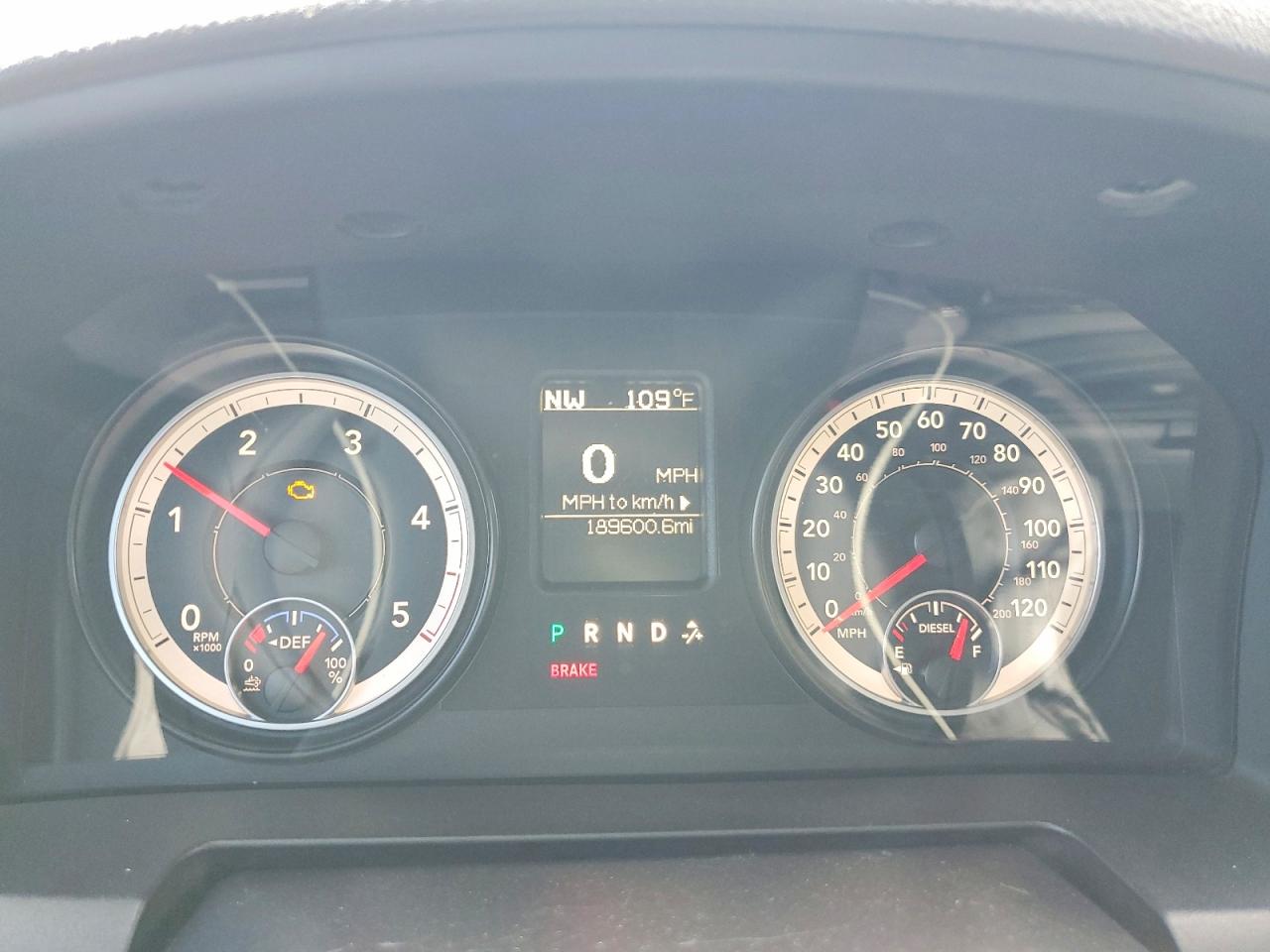 2015 Ram 1500 St White vin: 1C6RR7KM9FS761250
