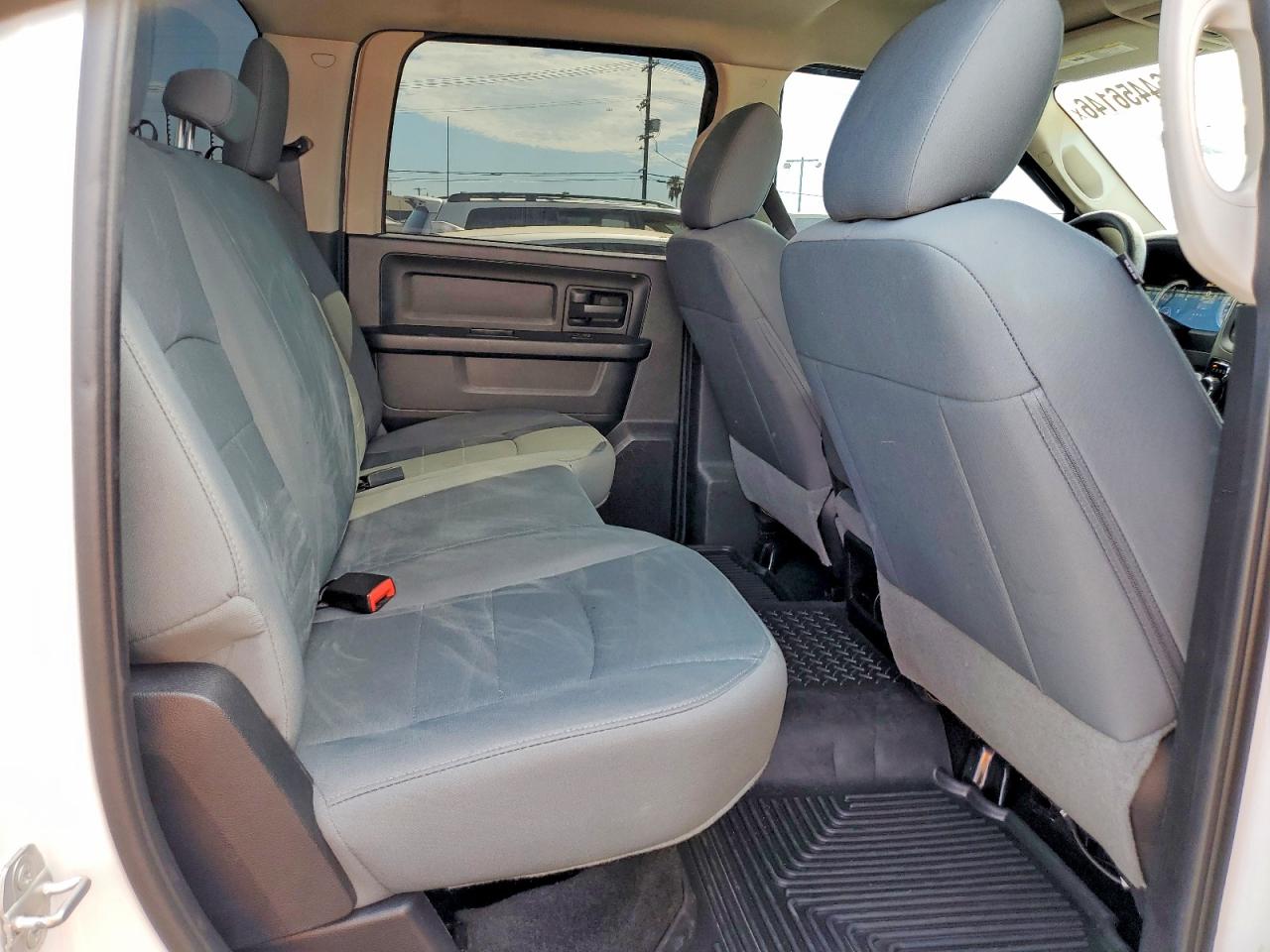 2015 Ram 1500 St White vin: 1C6RR7KM9FS761250
