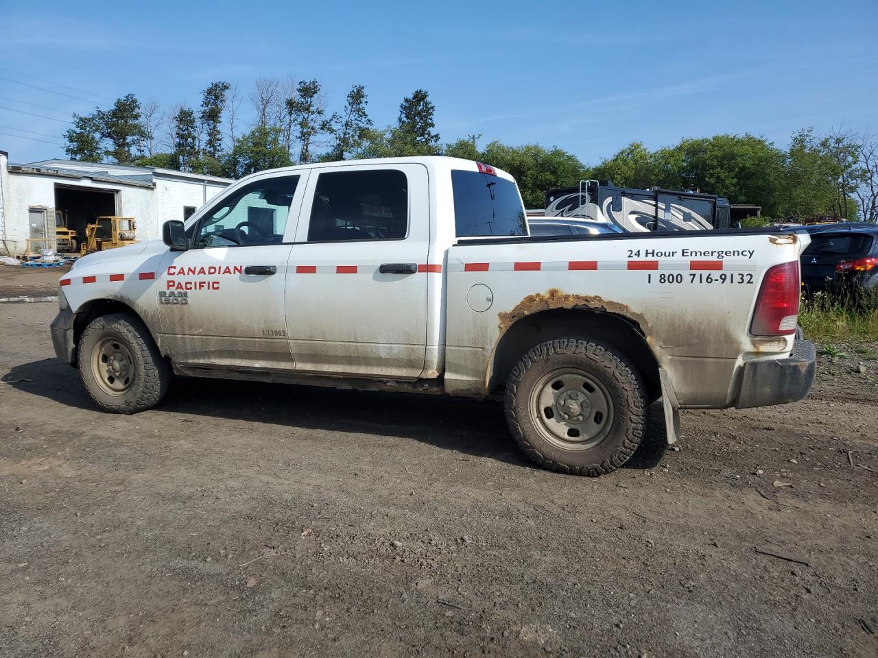 2013 Ram 1500 St Белый vin: 1C6RR7KP2DS632192 Damage: Left Rocker Panel, Corrosion, Severe Damage