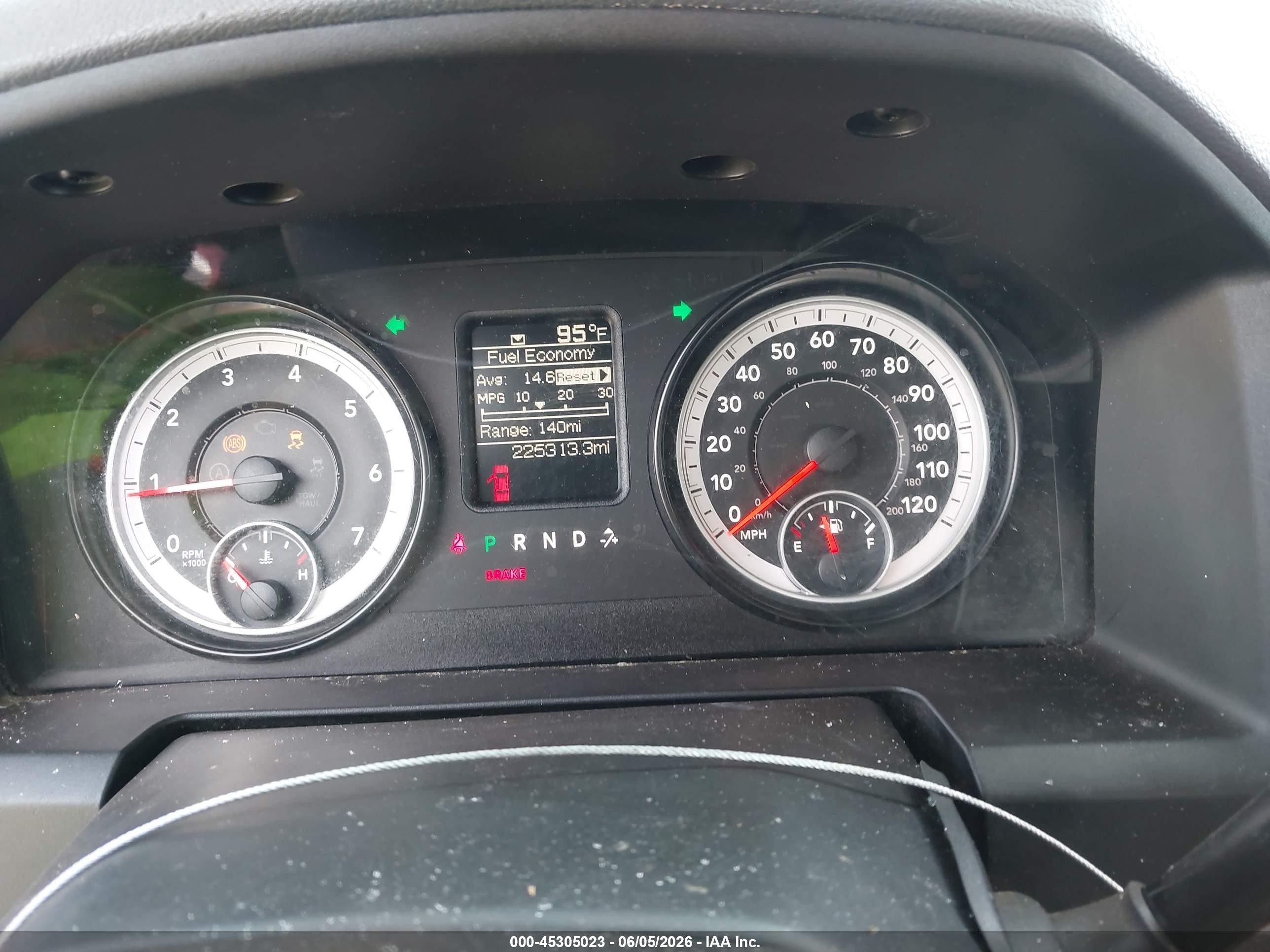 2014 Ram 1500 Express Red vin: 1C6RR7KT0ES106254