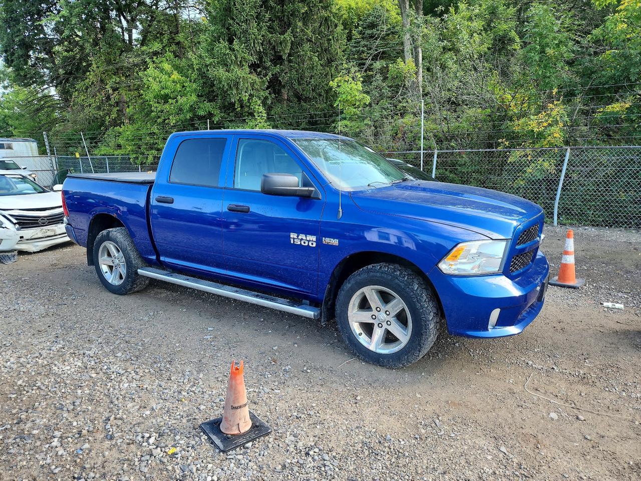 2014 Ram 1500 St Blue vin: 1C6RR7KT0ES428005