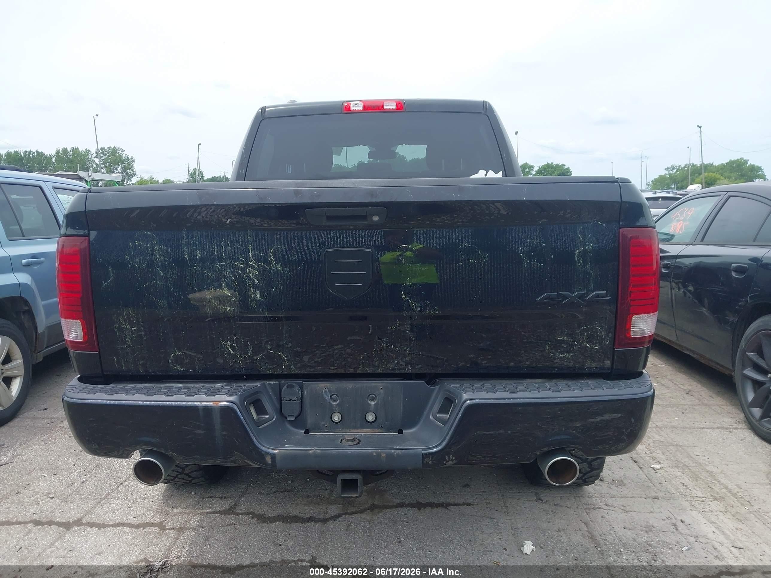 2015 Ram 1500 Express Black vin: 1C6RR7KT0FS556391
