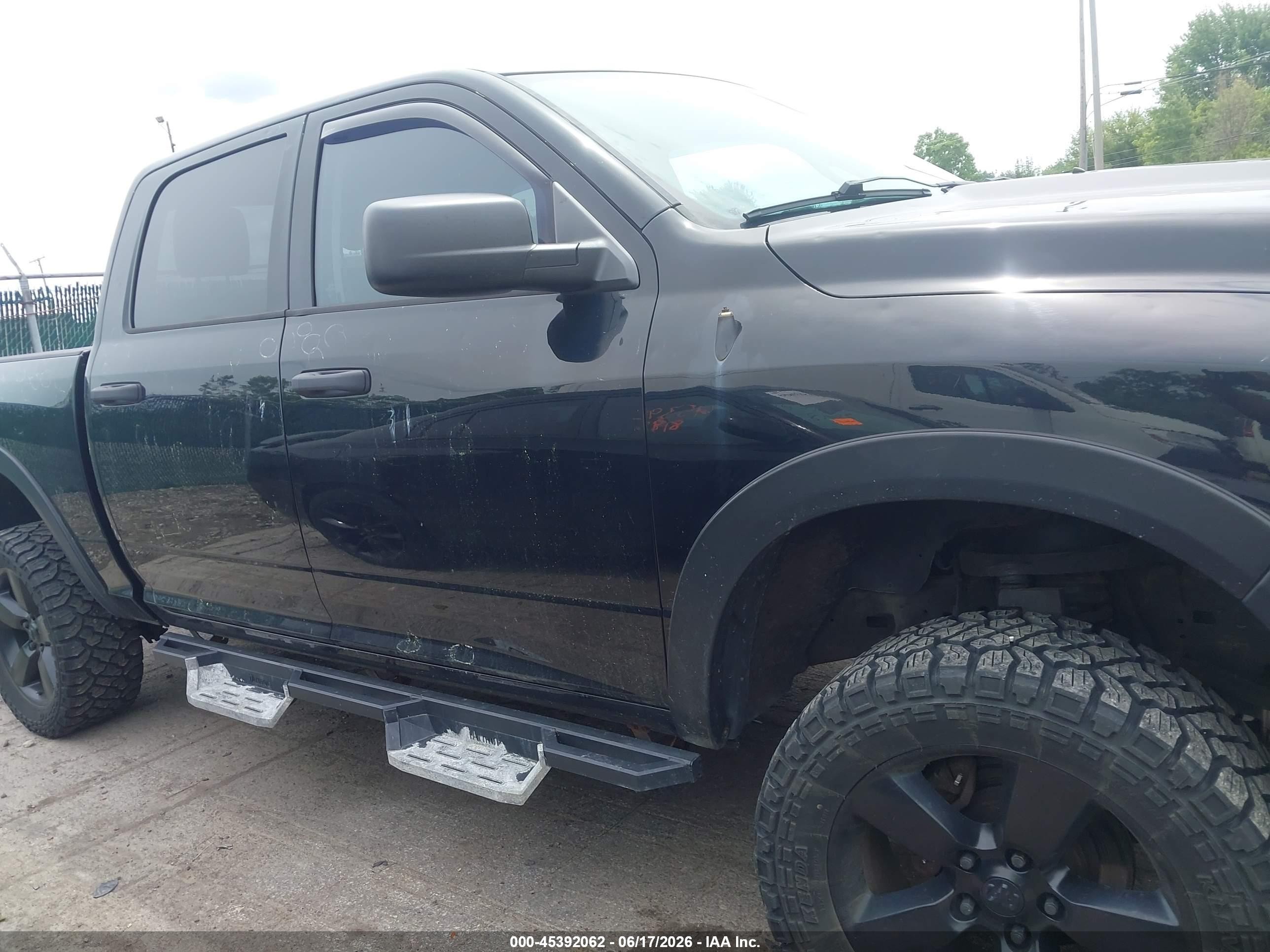 2015 Ram 1500 Express Black vin: 1C6RR7KT0FS556391