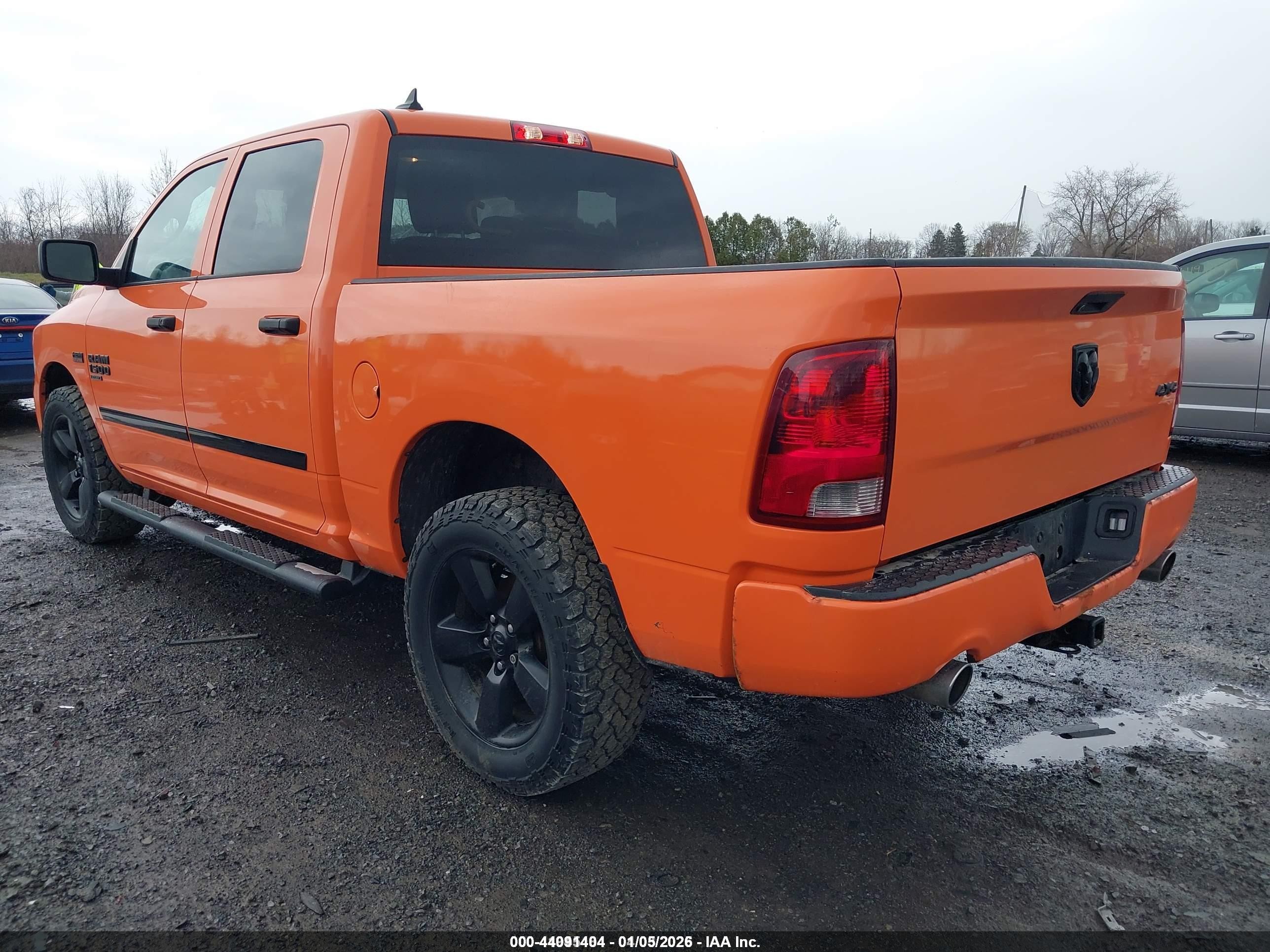 2019 Ram 1500 Classic St Оранжевый vin: 1C6RR7KT0KS611674