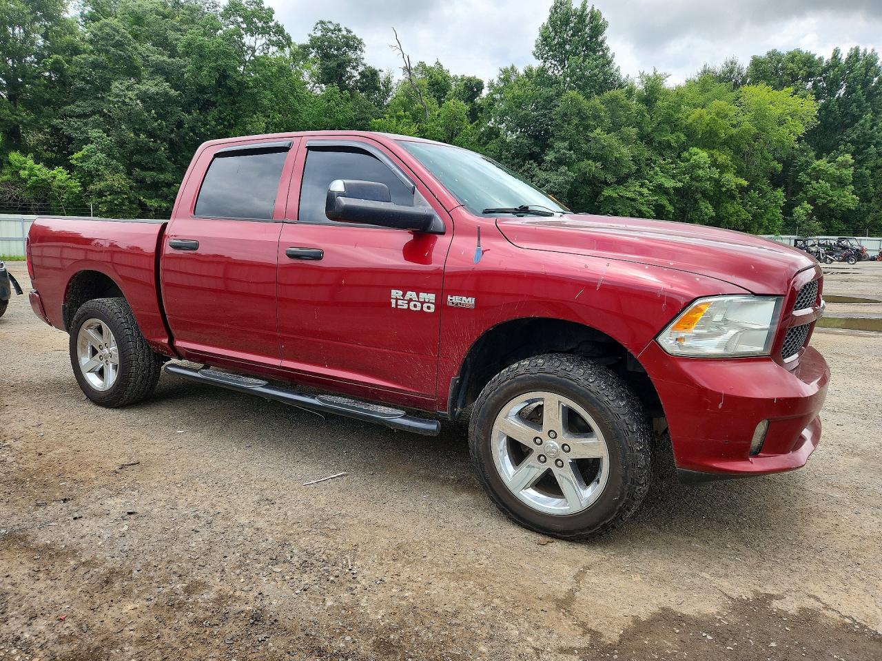 2014 Ram 1500 St Red vin: 1C6RR7KT1ES108742