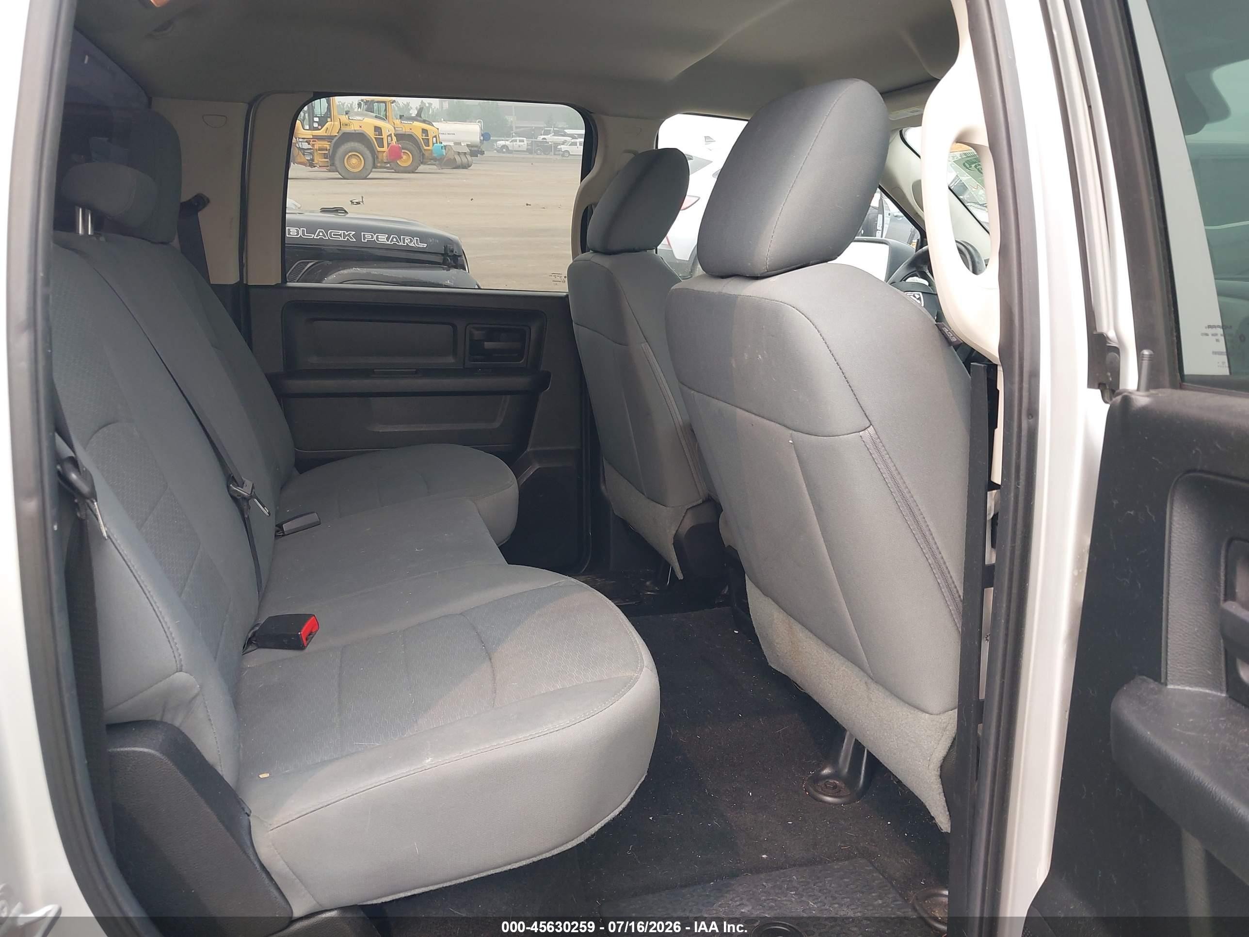 2014 Ram 1500 Express Silver vin: 1C6RR7KT1ES228251