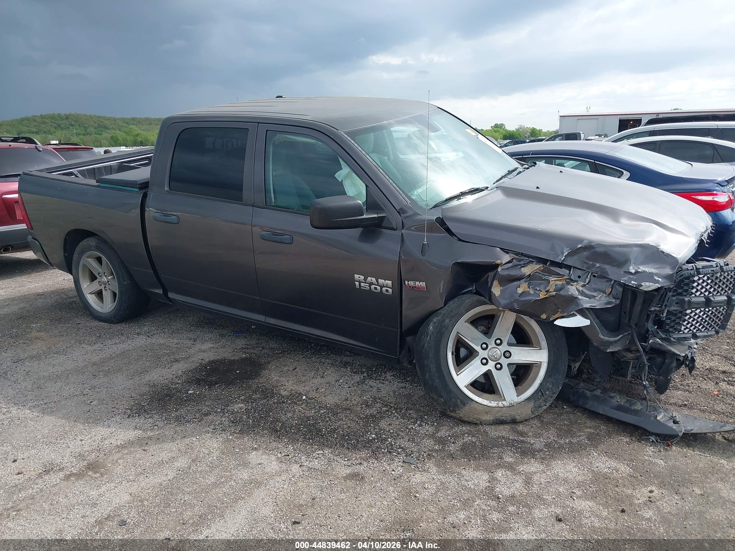 2014 Ram 1500 Express Серый vin: 1C6RR7KT1ES262853