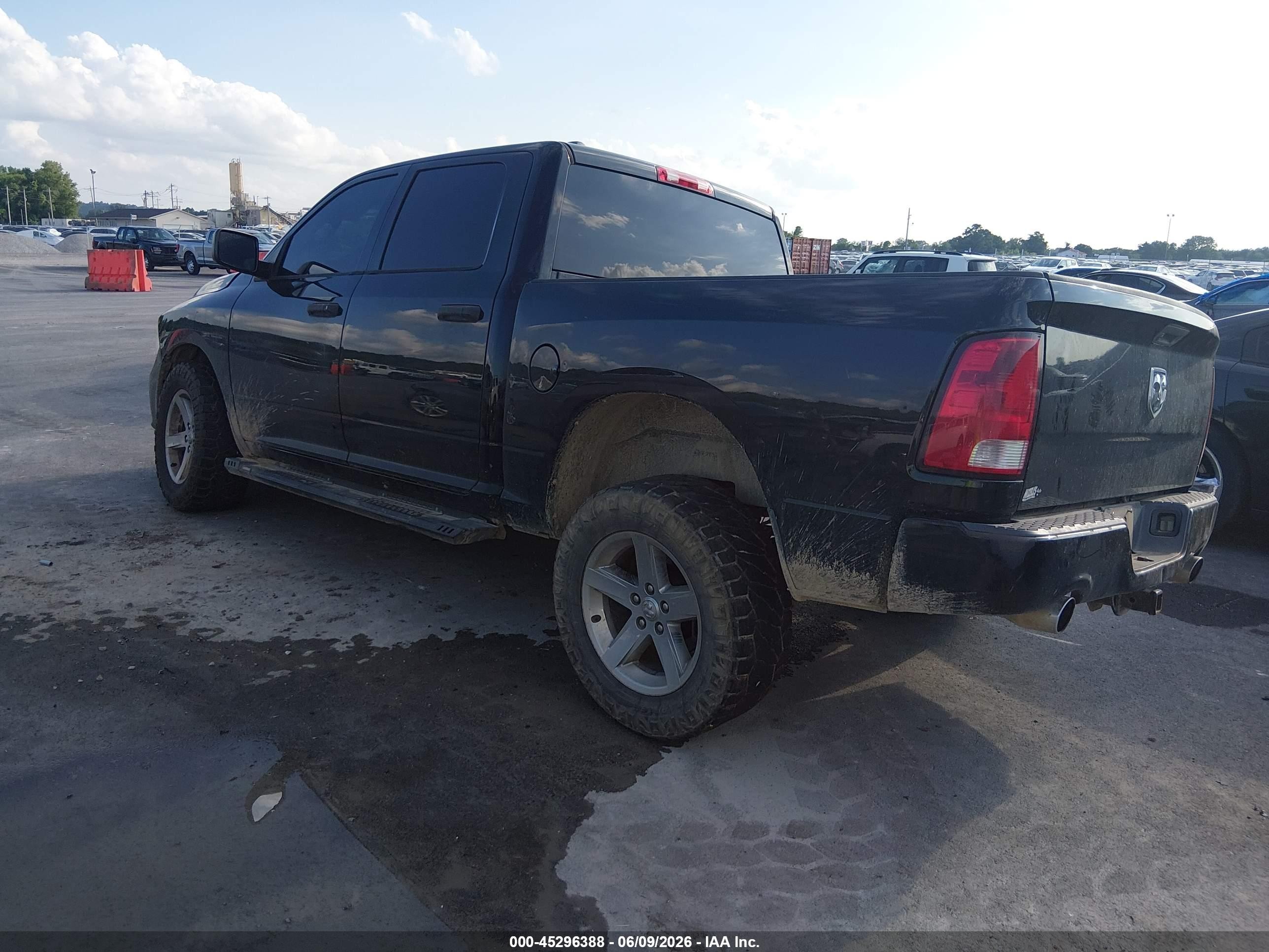 2014 Ram 1500 Express Black vin: 1C6RR7KT1ES262934