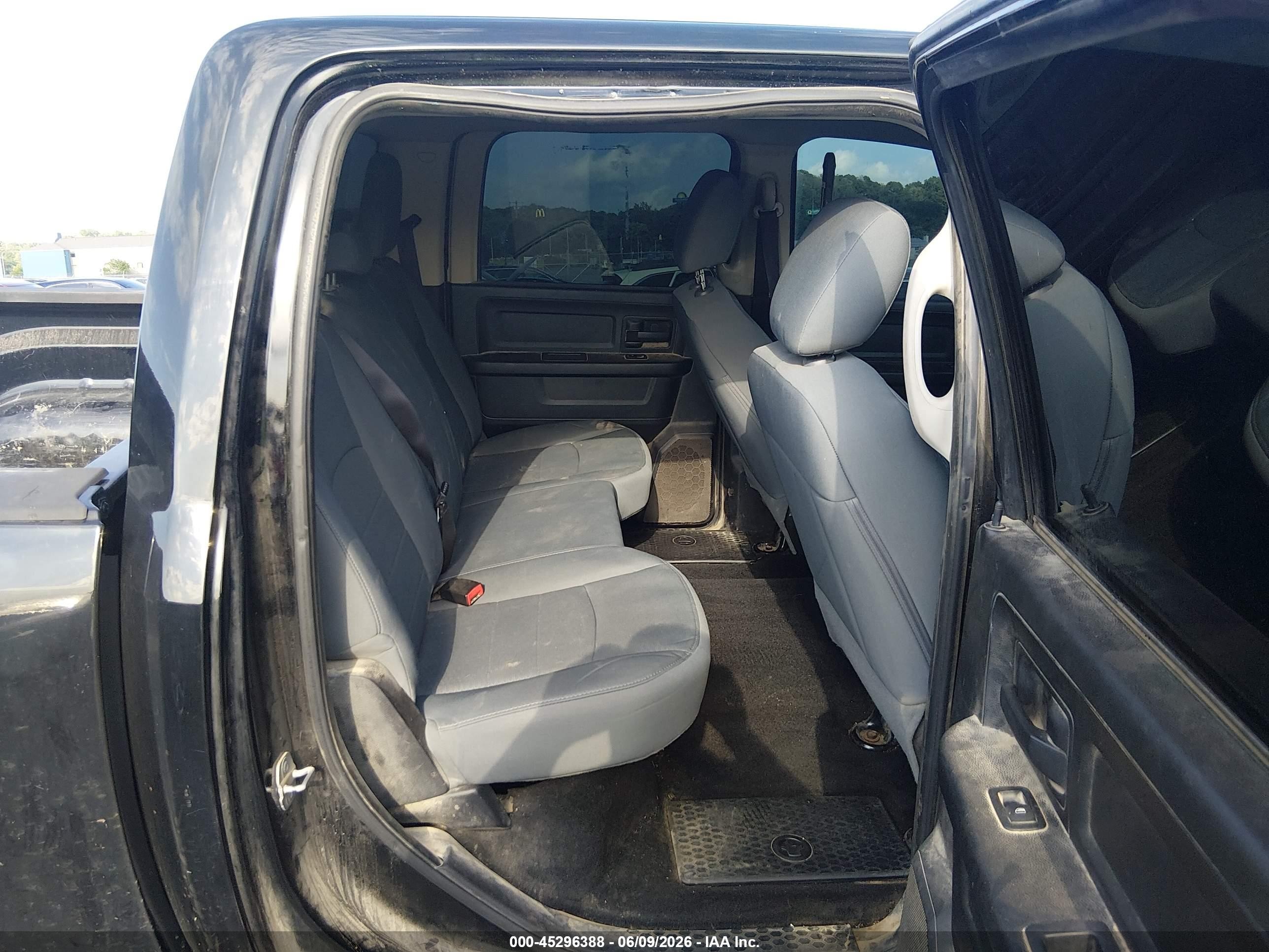 2014 Ram 1500 Express Black vin: 1C6RR7KT1ES262934