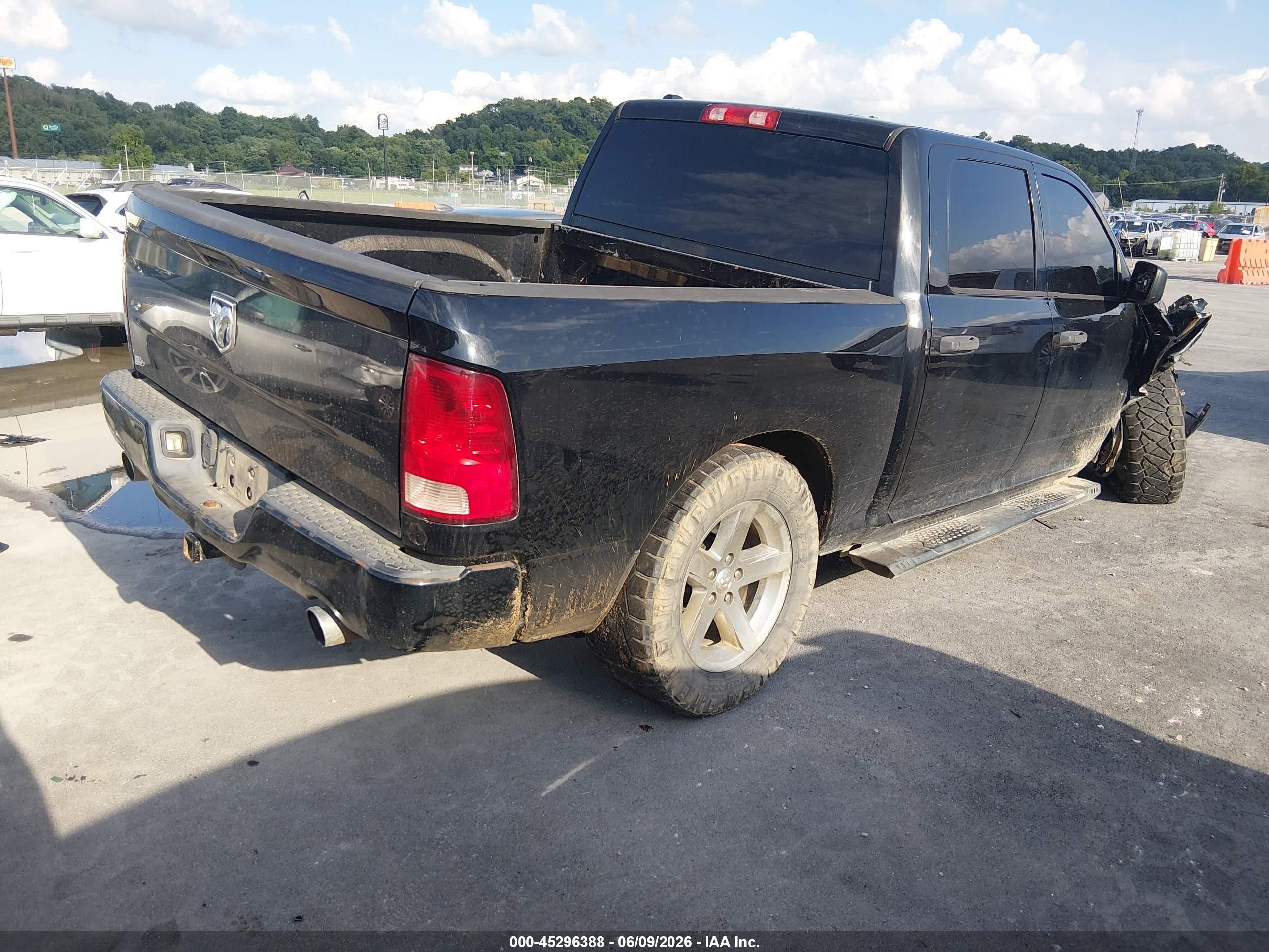 2014 Ram 1500 Express Black vin: 1C6RR7KT1ES262934