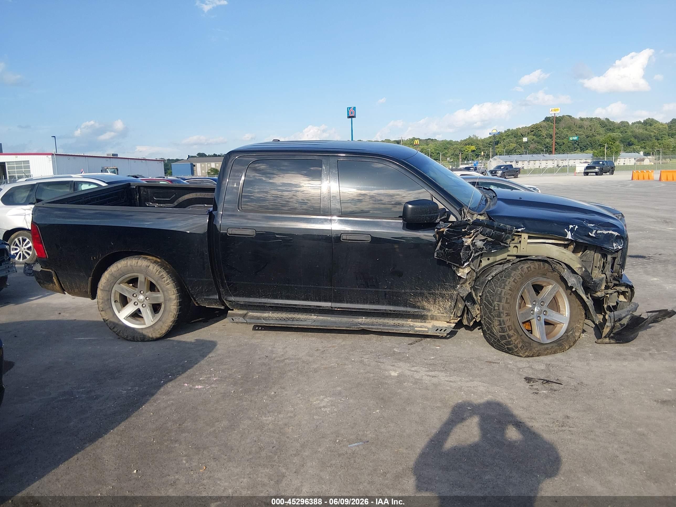 2014 Ram 1500 Express Black vin: 1C6RR7KT1ES262934