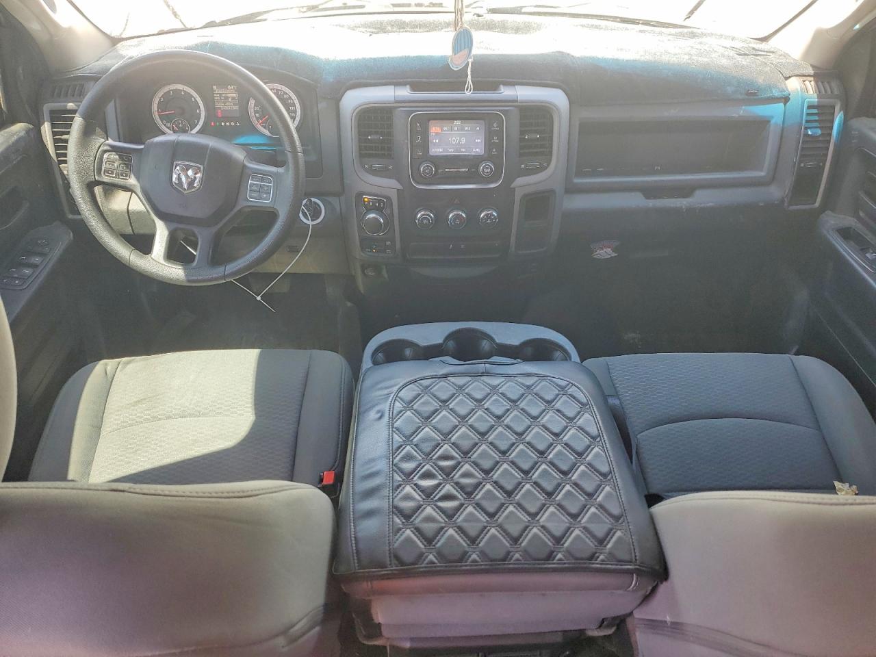 2014 Ram 1500 St White vin: 1C6RR7KT1ES331654