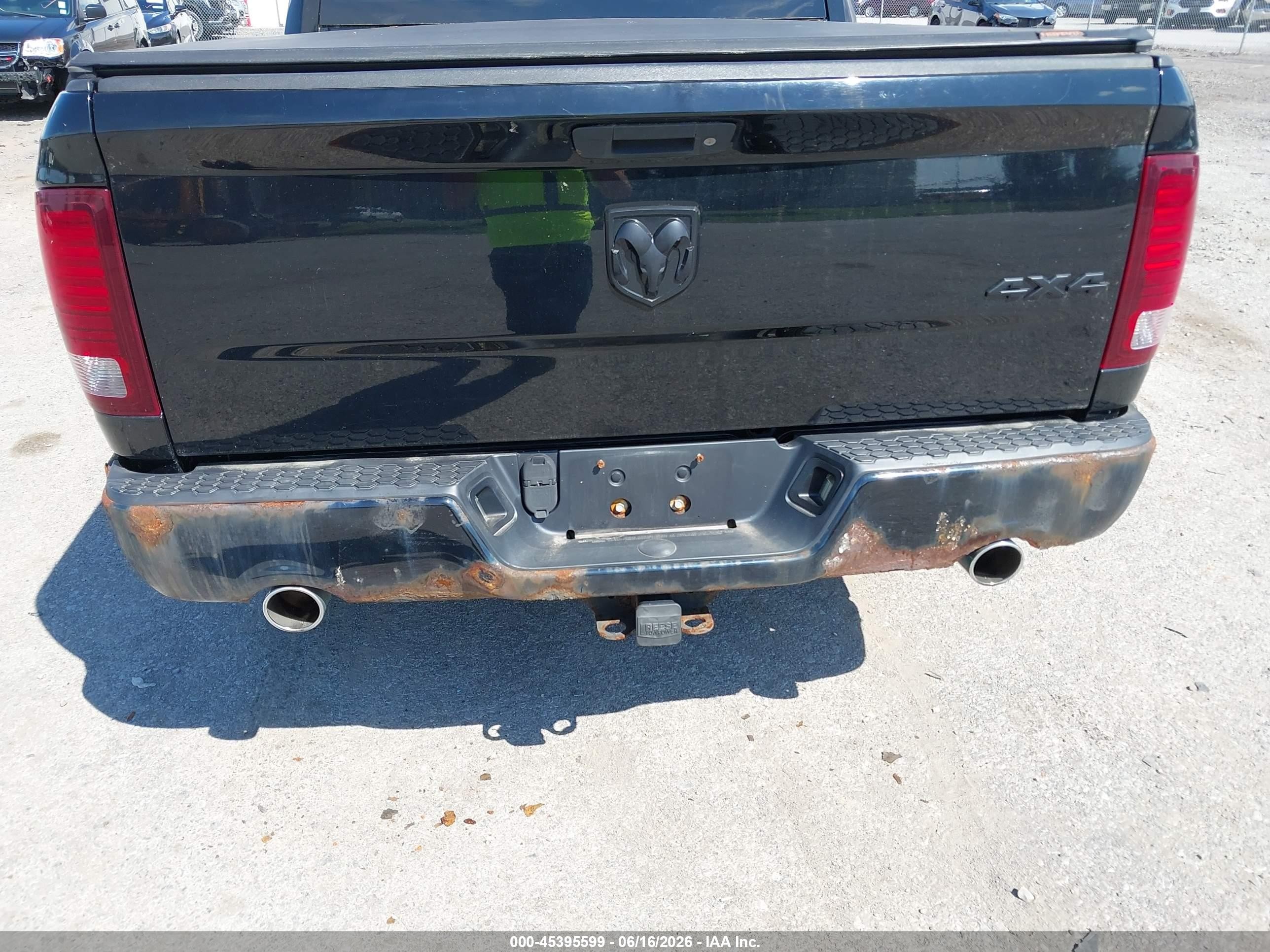 2015 Ram 1500 Express Black vin: 1C6RR7KT1FS573572