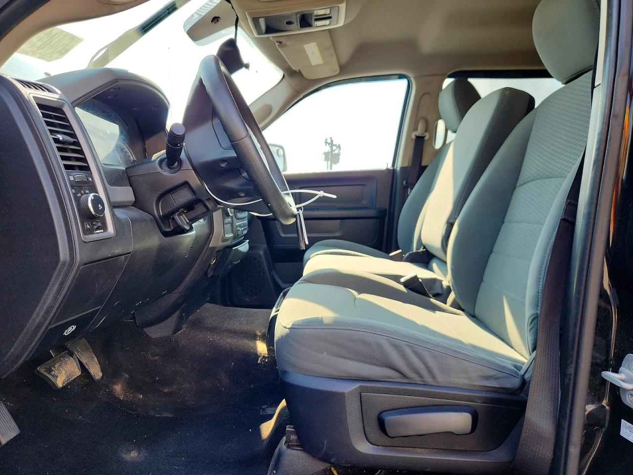 2013 Ram 1500 St Black vin: 1C6RR7KT2DS618032