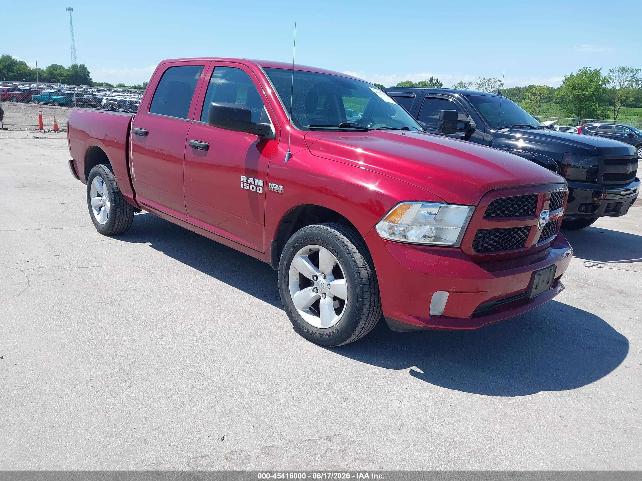2013 Ram 1500 Express Red vin: 1C6RR7KT2DS648454