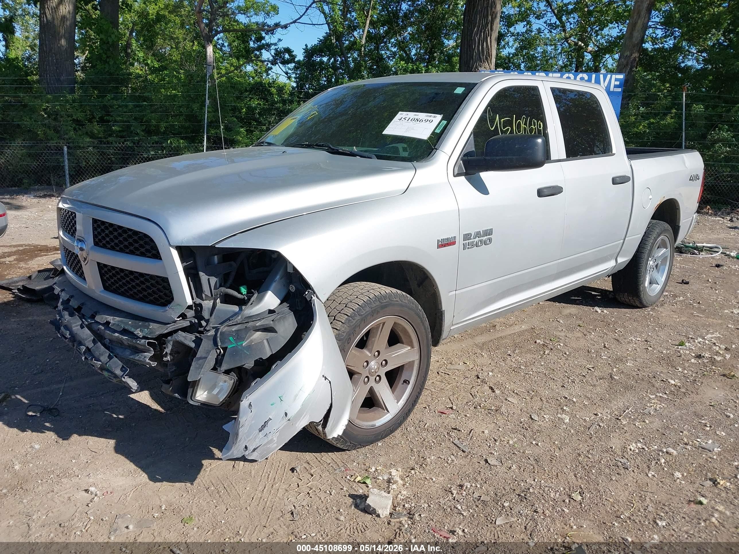 2014 Ram 1500 Express Silver vin: 1C6RR7KT2ES107860