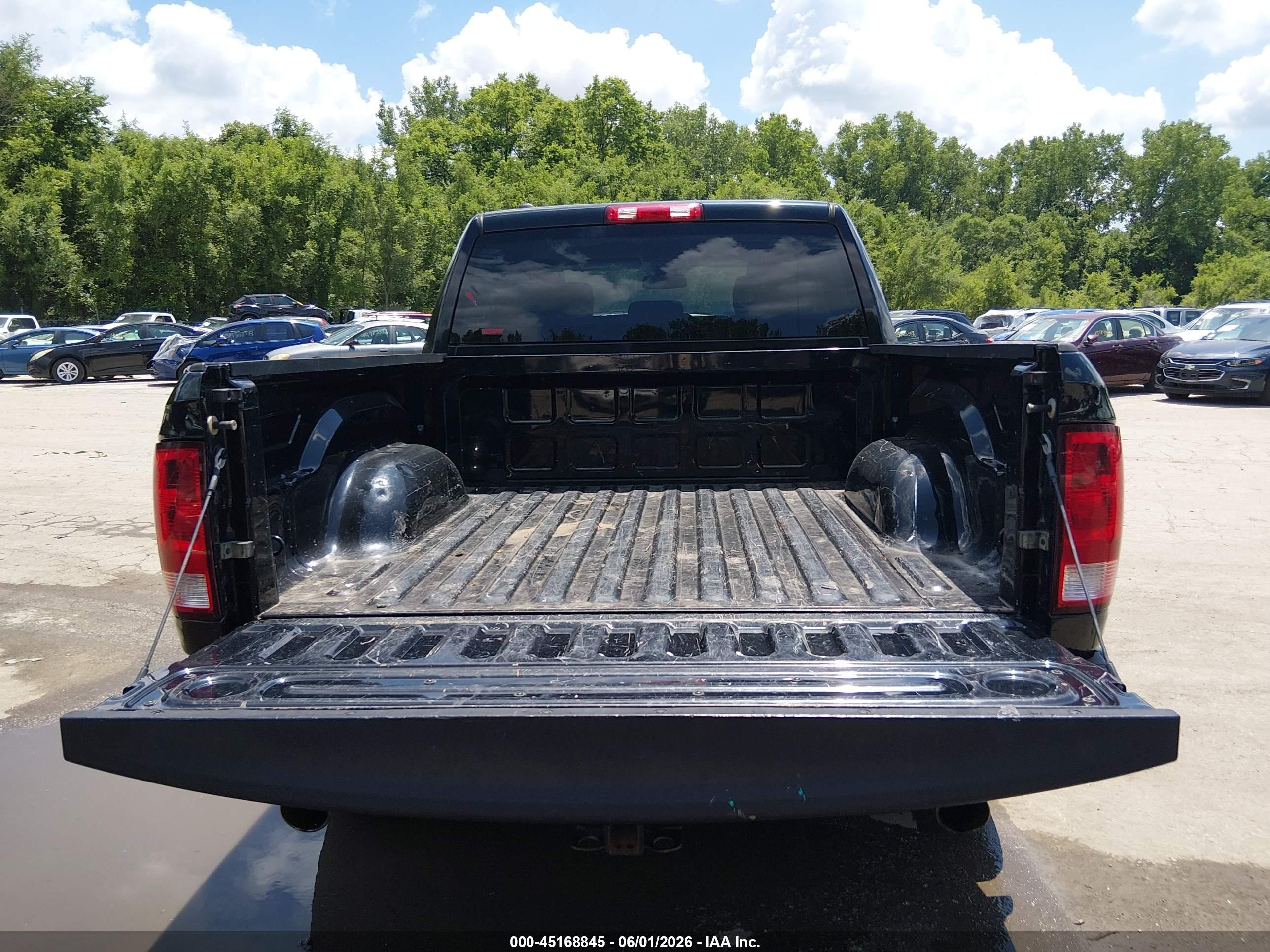 2014 Ram 1500 Express Black vin: 1C6RR7KT2ES205044
