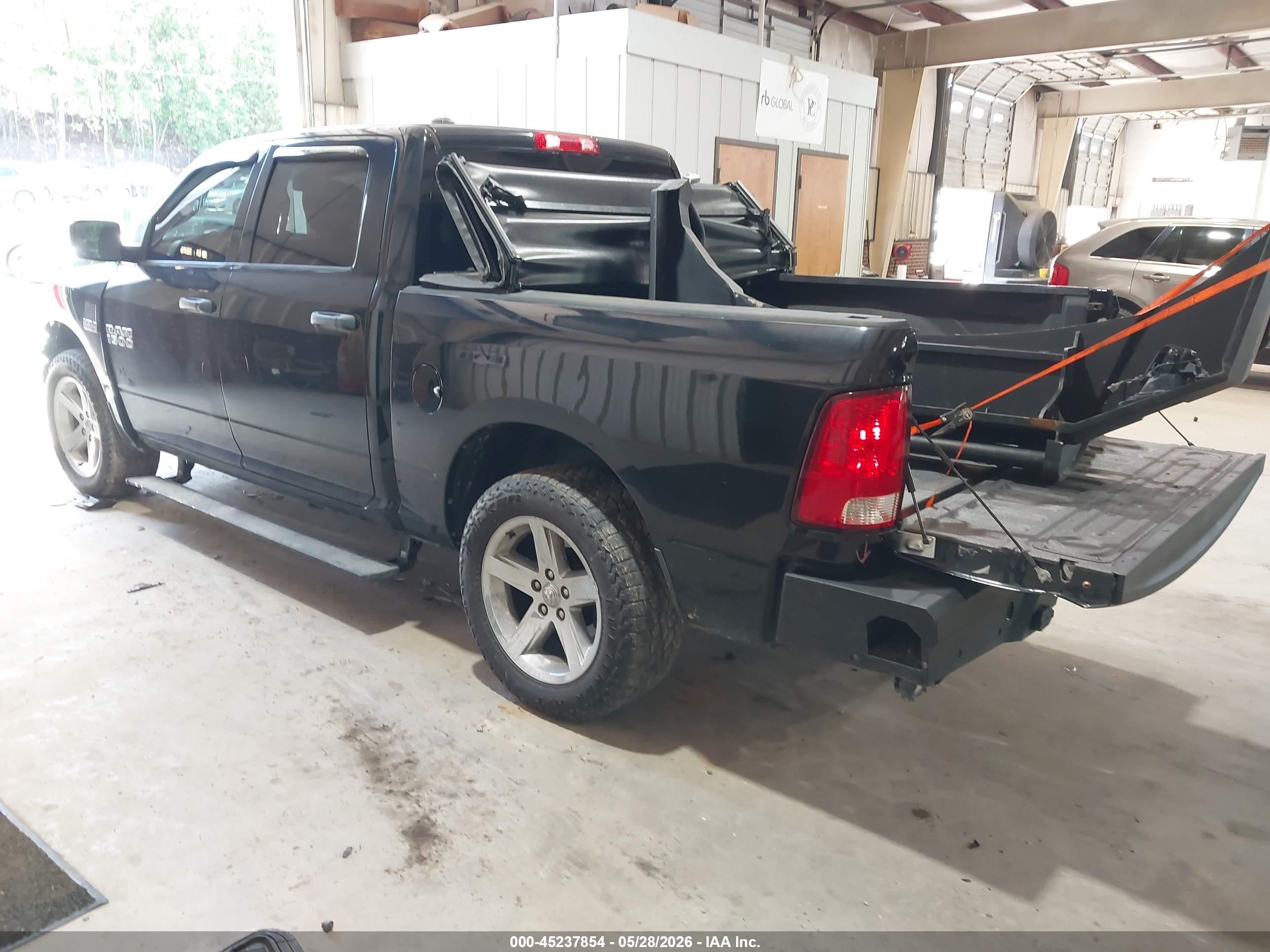 2014 Ram 1500 Express Black vin: 1C6RR7KT2ES343781