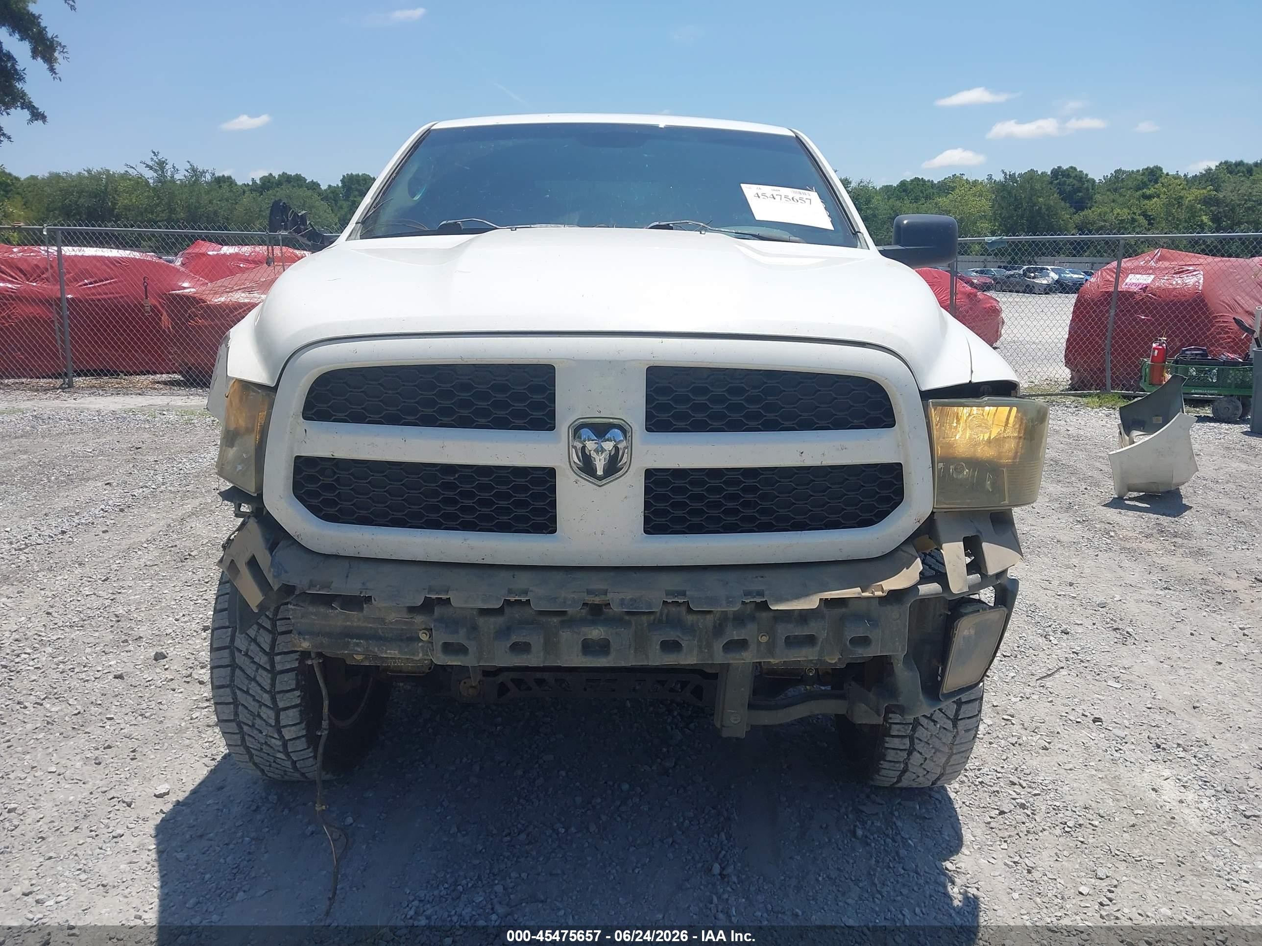 2015 Ram 1500 Express White vin: 1C6RR7KT2FS598366