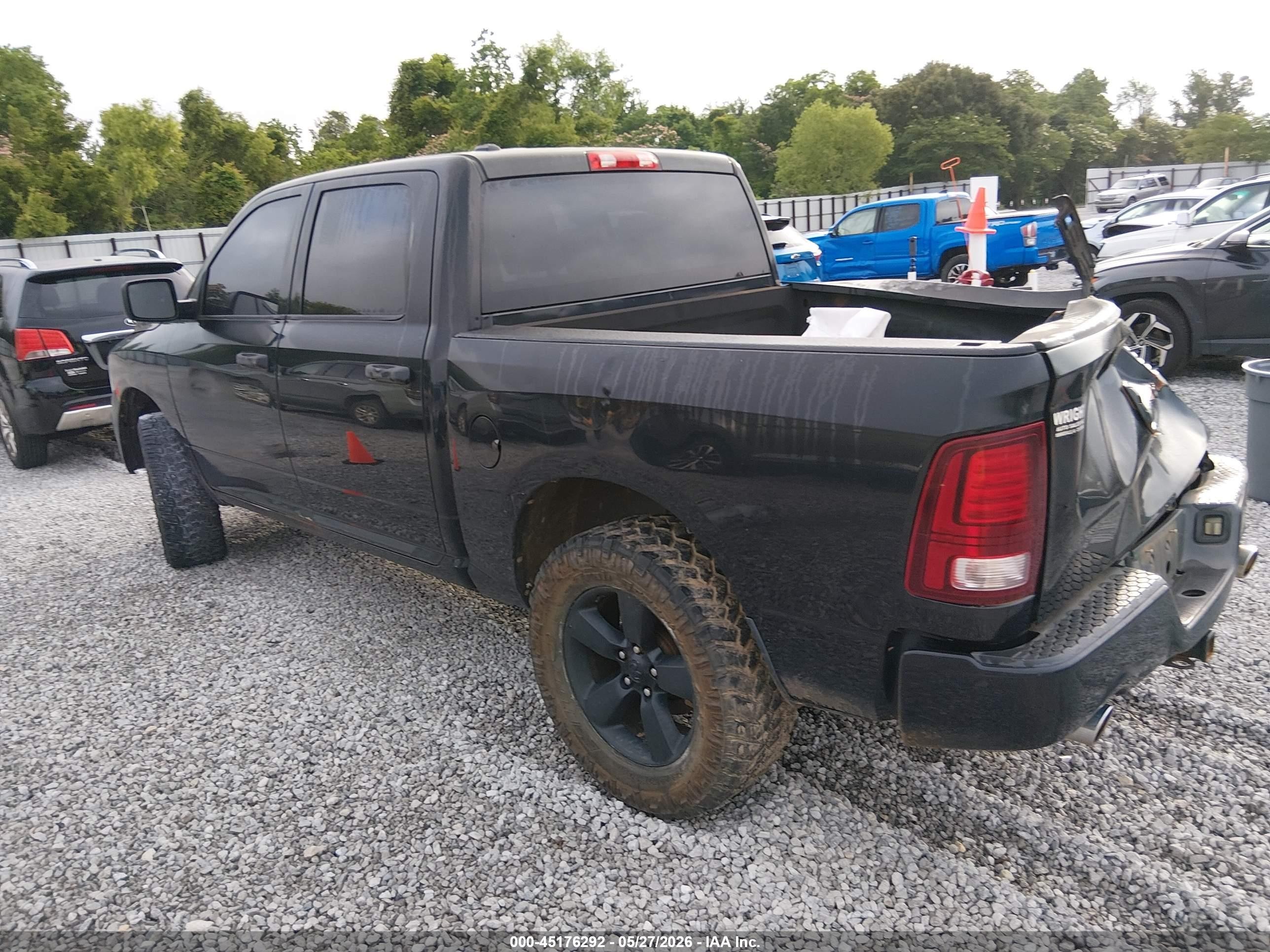 2015 Ram 1500 Express Black vin: 1C6RR7KT2FS631866
