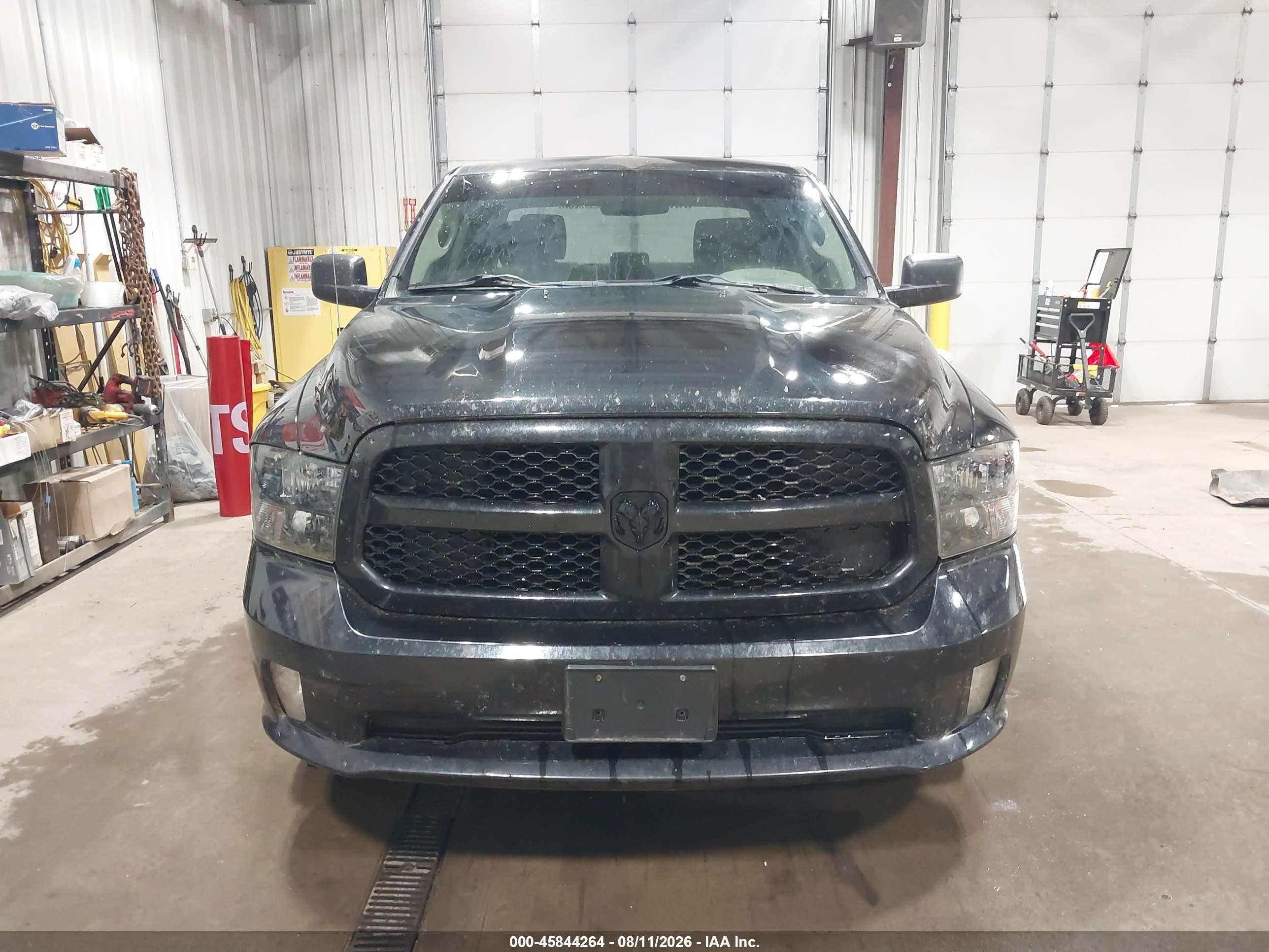 2015 Ram 1500 Express Black vin: 1C6RR7KT2FS694255